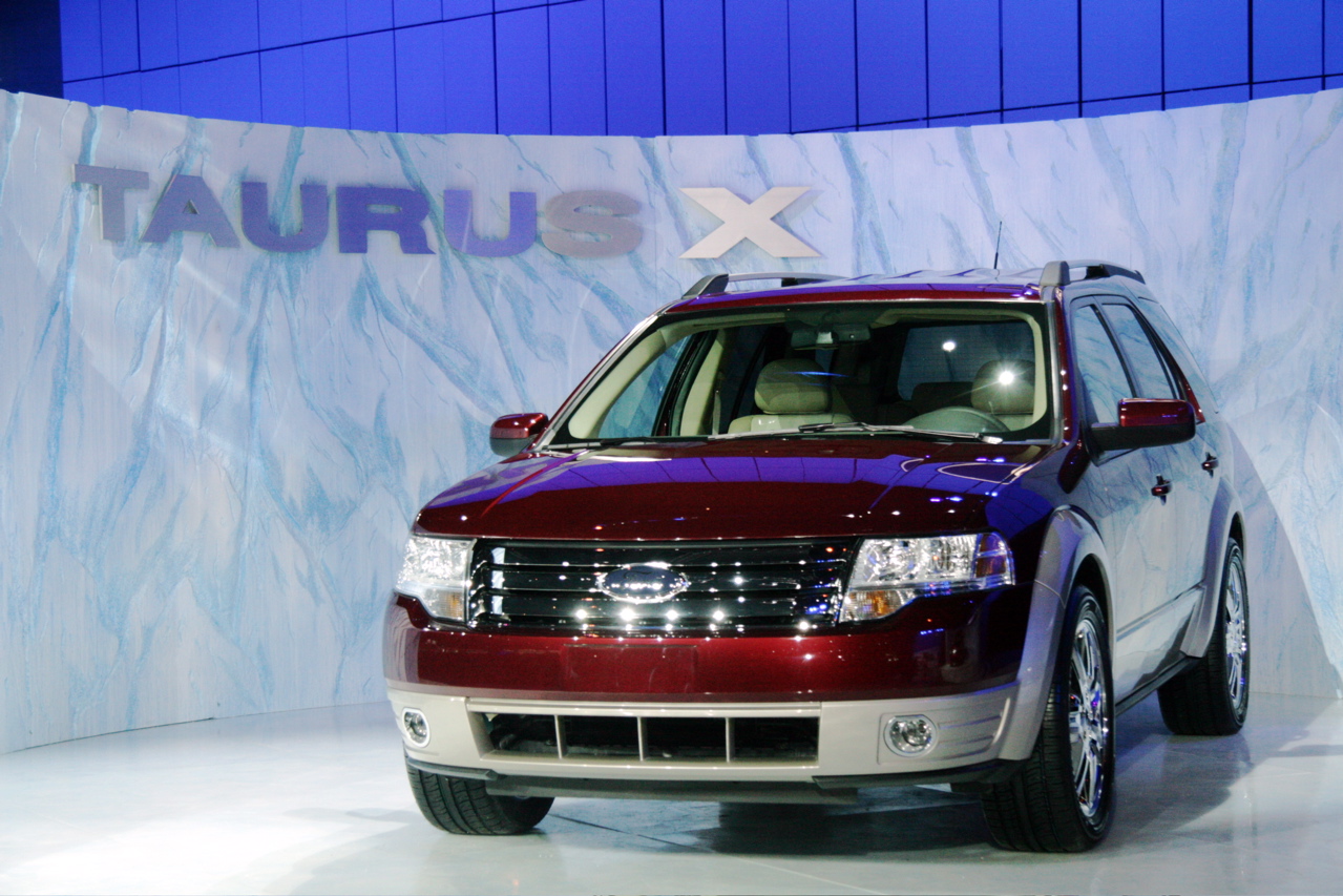 Ford Taurus X