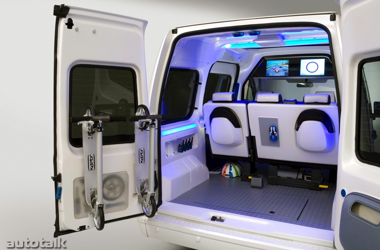 Ford Transit Connect Family One concept