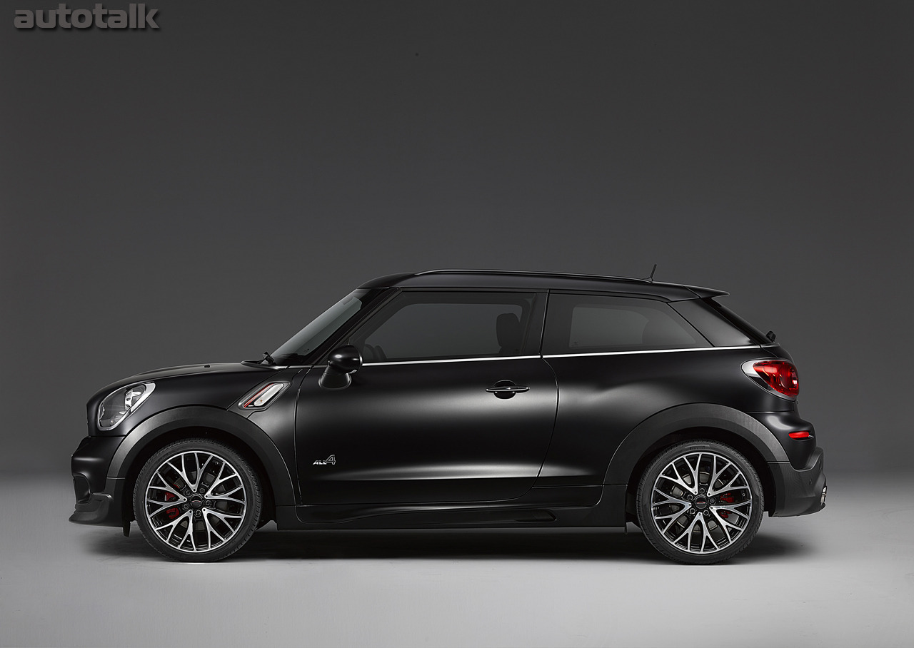 Frozen Black Mini Paceman