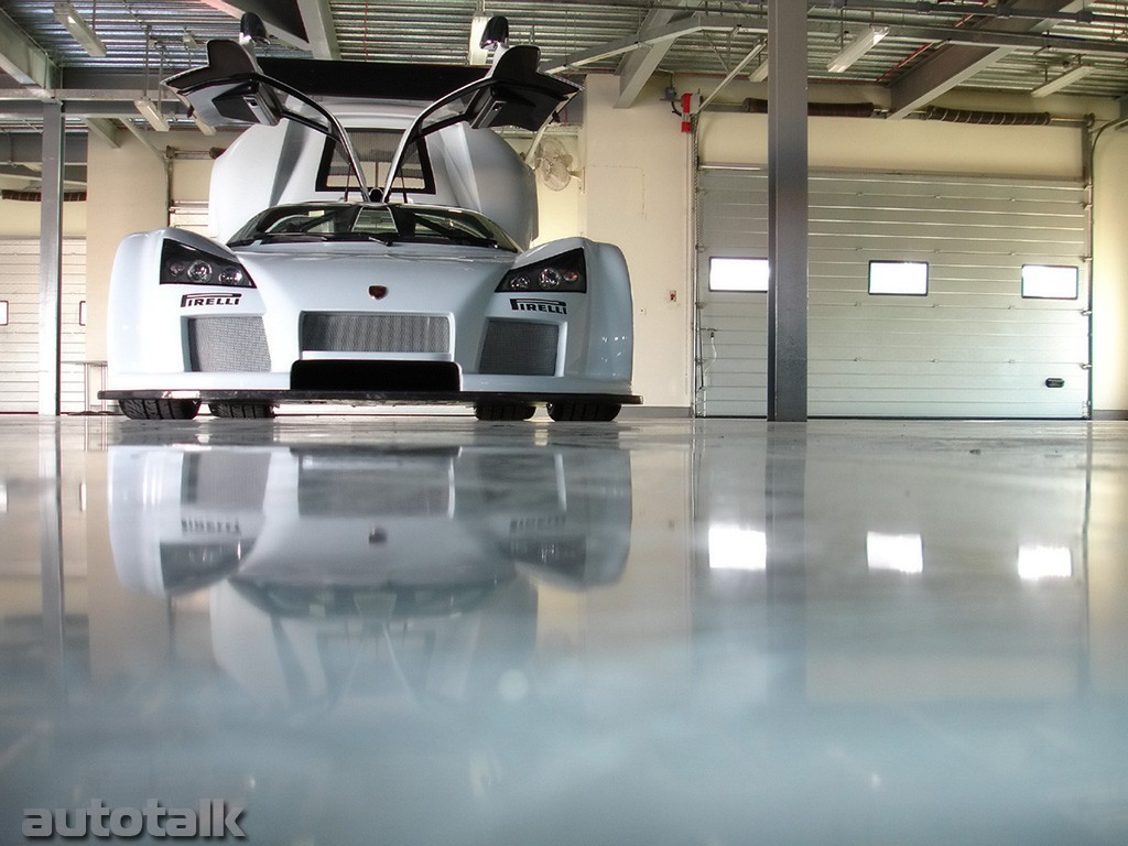 Gumpert Apollo