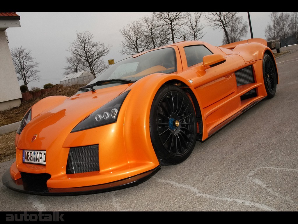 Gumpert Apollo