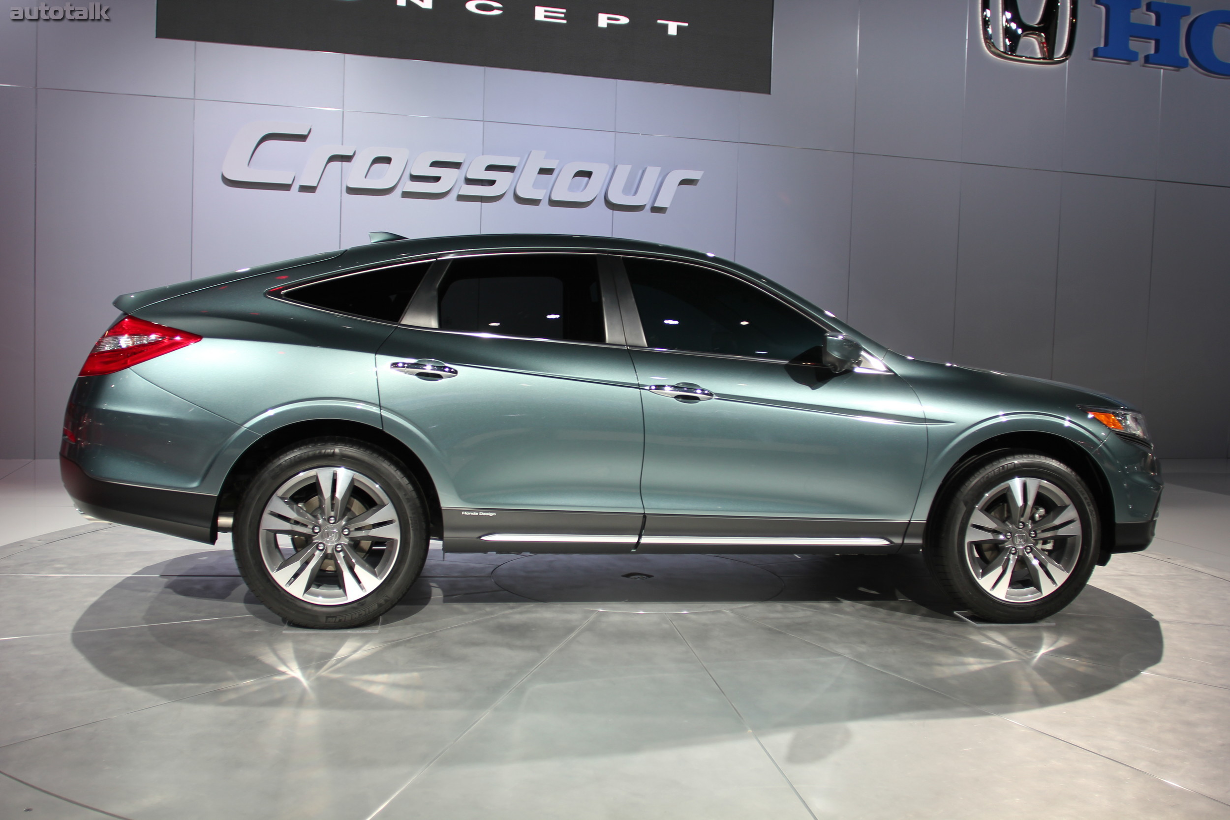 Honda Booth NYIAS 2012