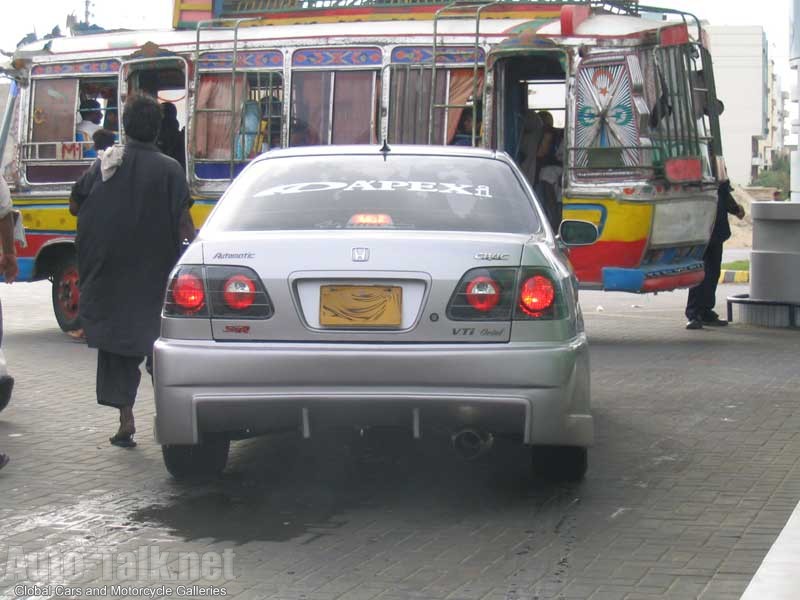 Honda Civic in Karachi