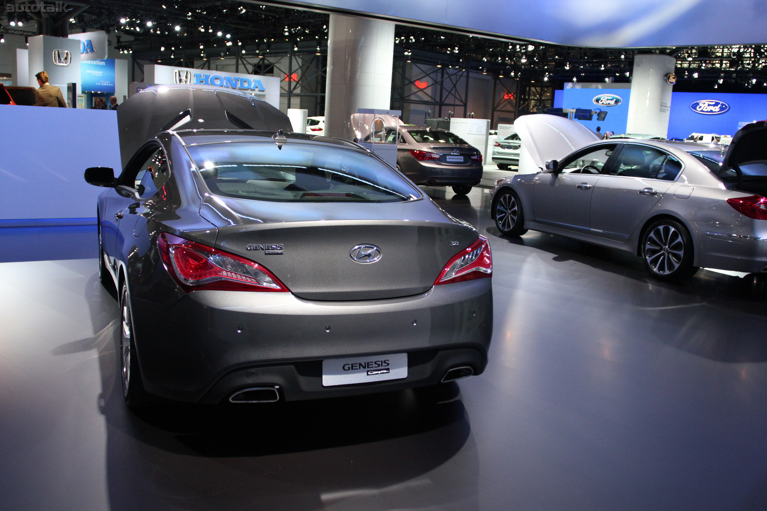 Hundai Booth NYIAS 2012