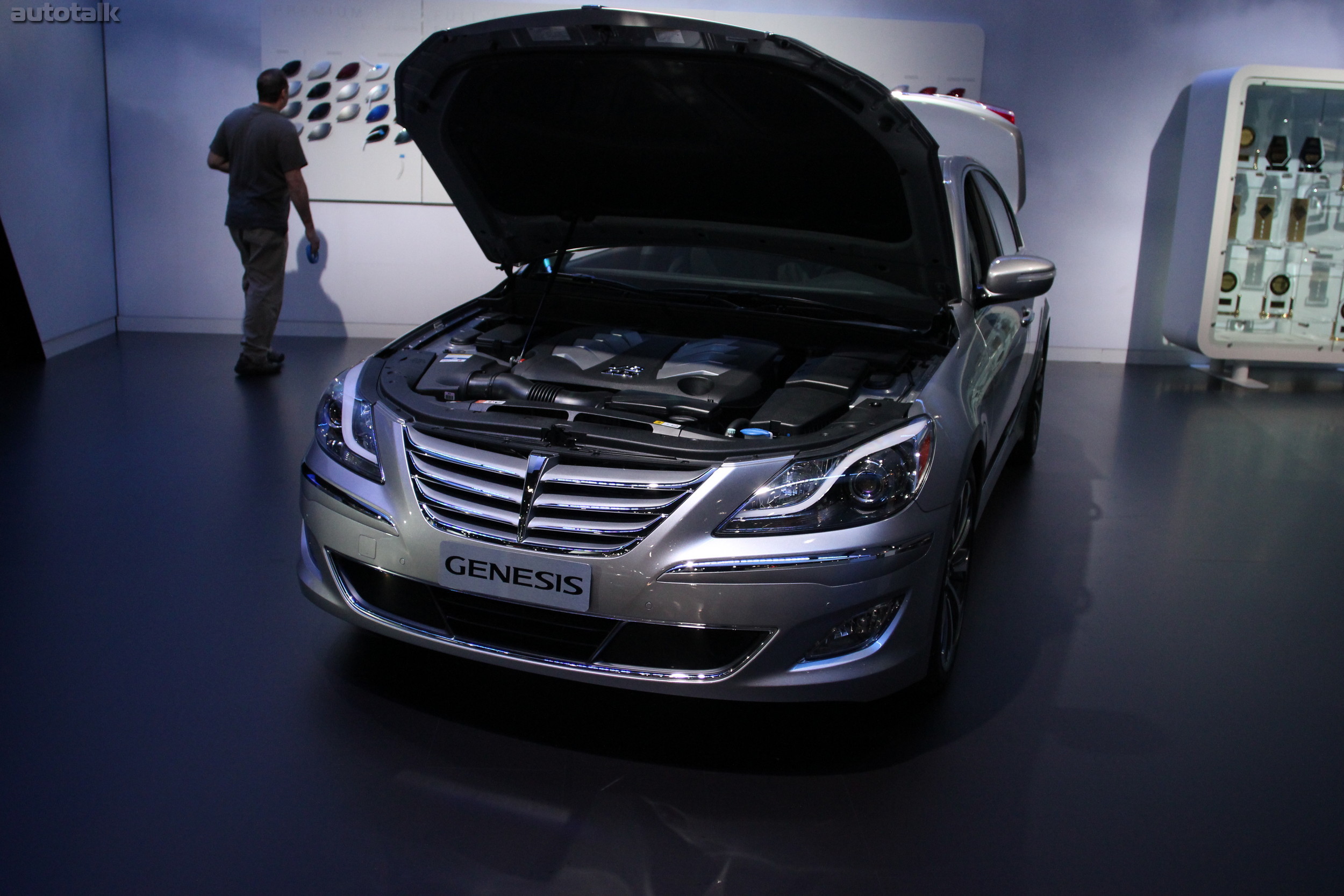 Hundai Booth NYIAS 2012