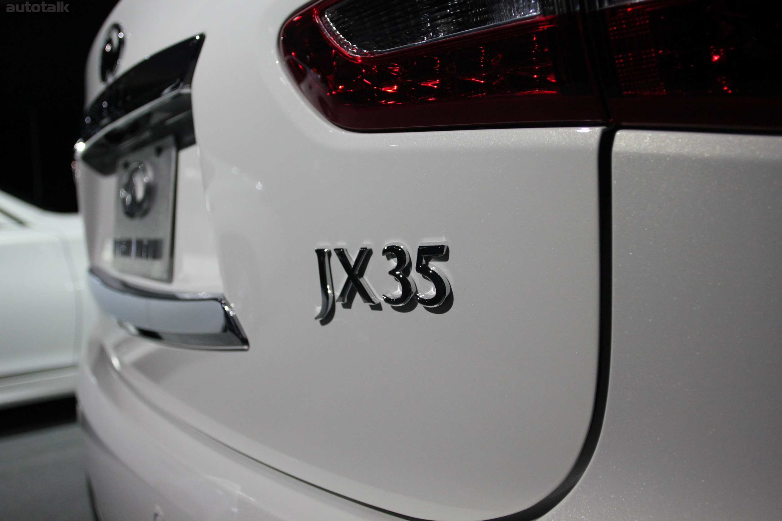 Infiniti Booth NYIAS 2012