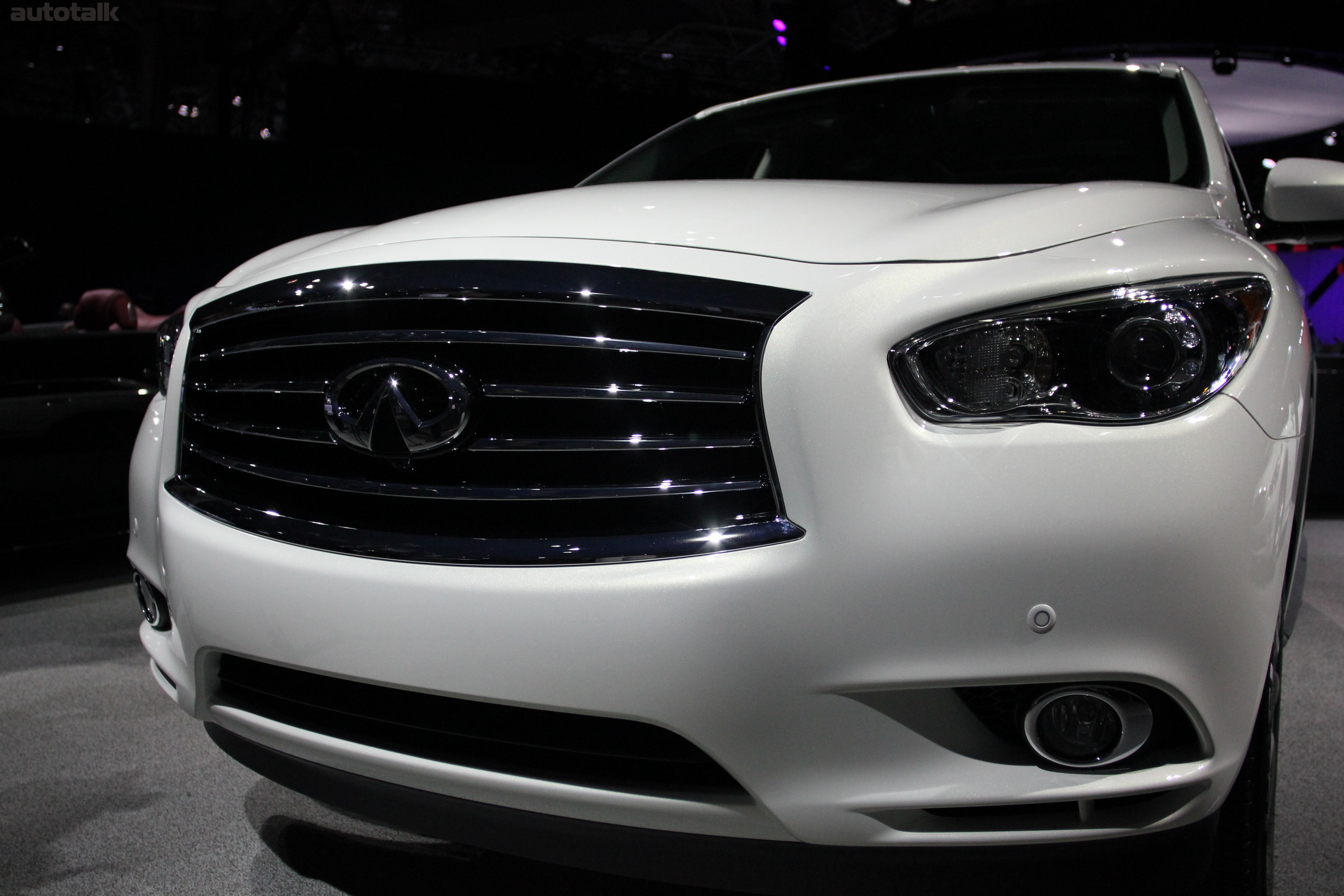 Infiniti Booth NYIAS 2012