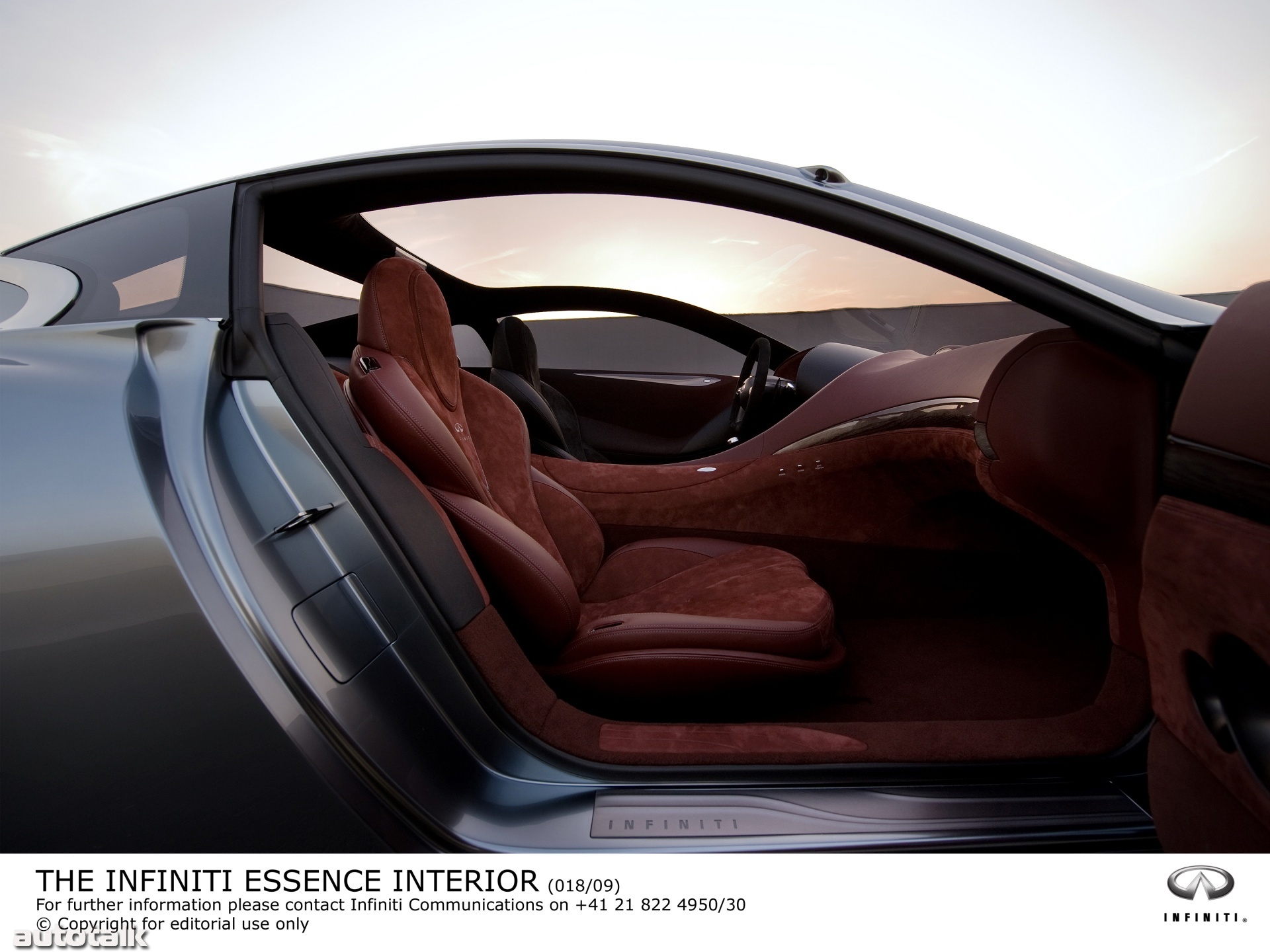 Infiniti Essence Concept