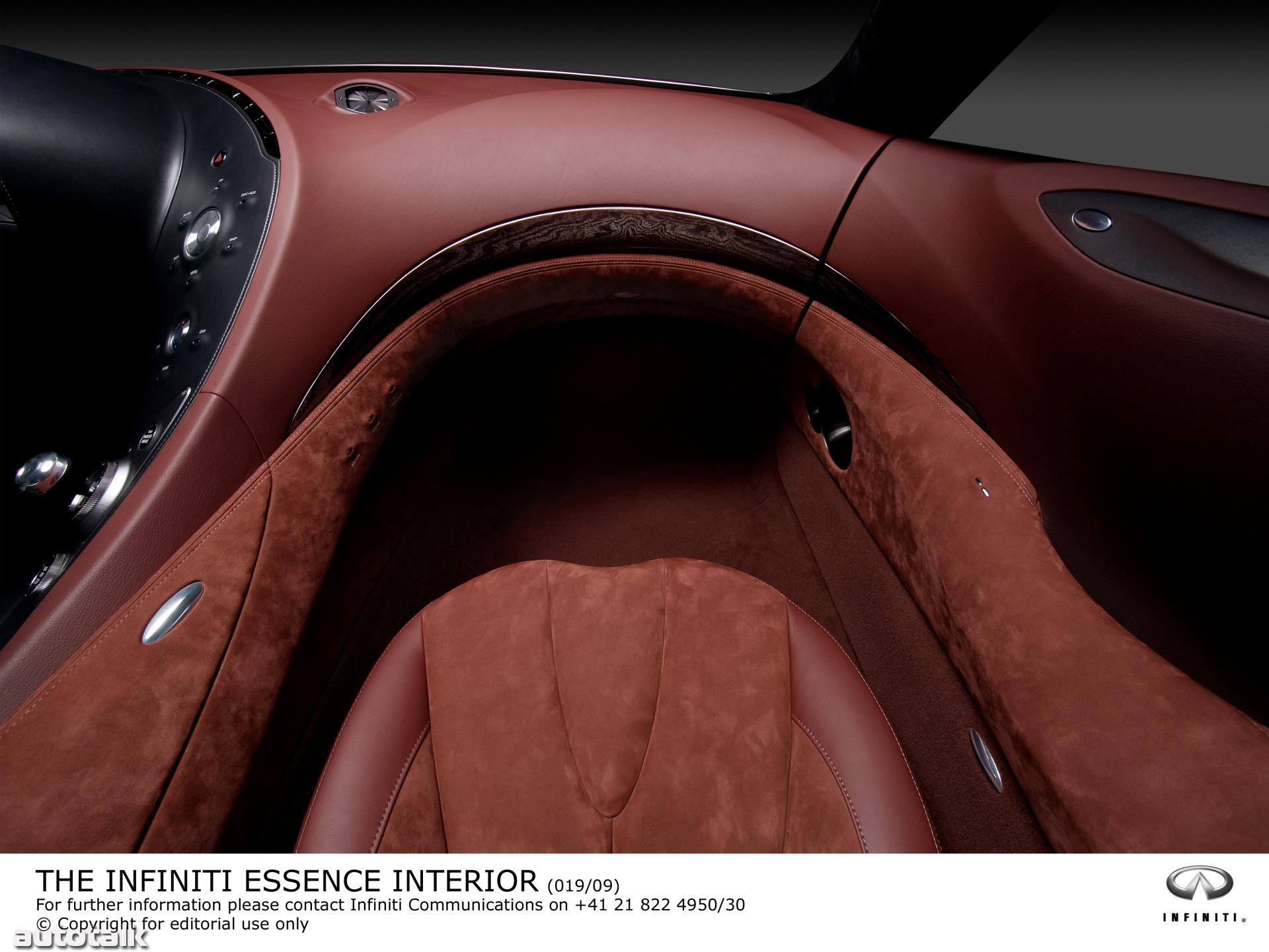 Infiniti Essence Concept