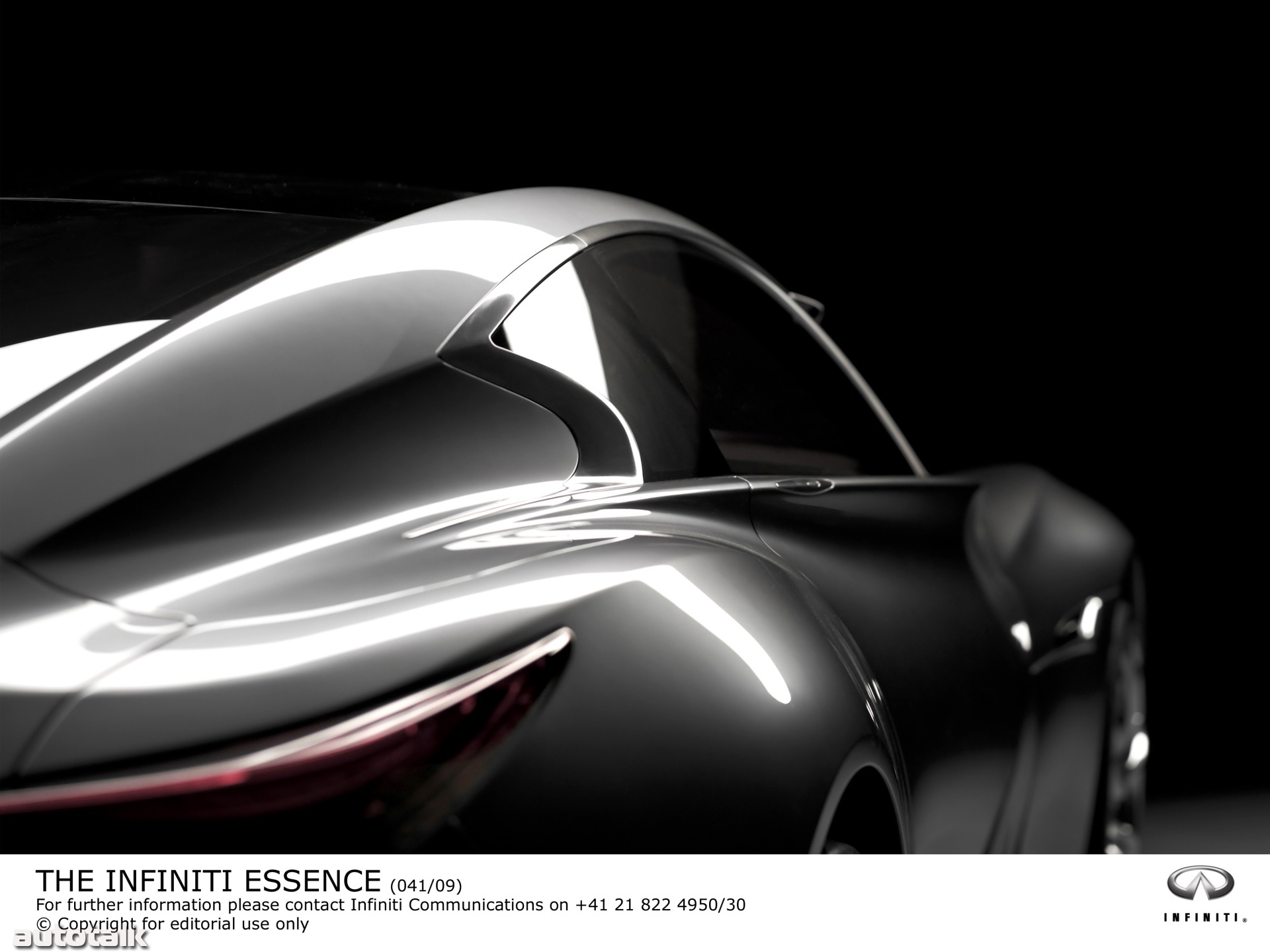 Infiniti Essence Concept
