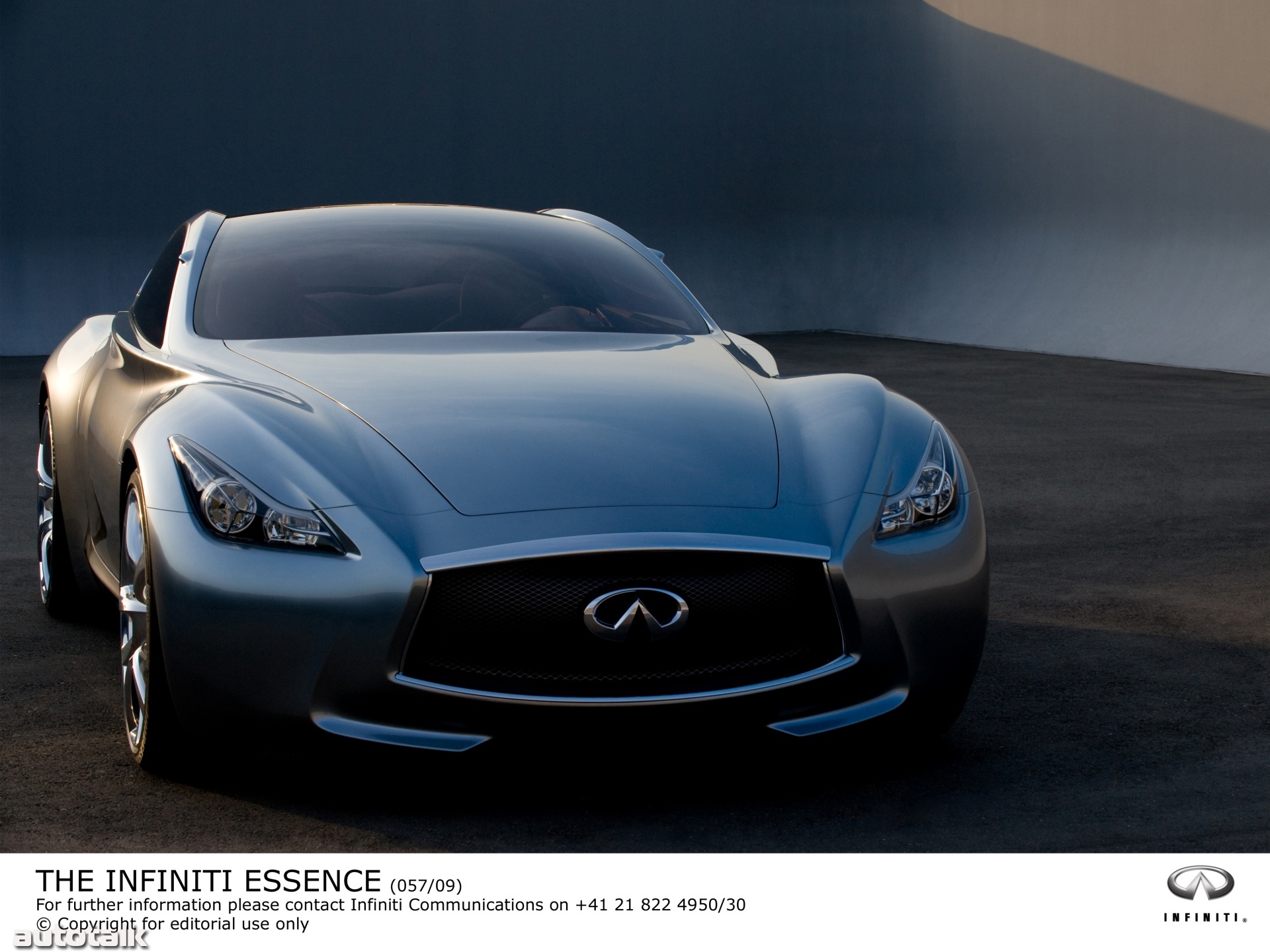 Infiniti Essence Concept