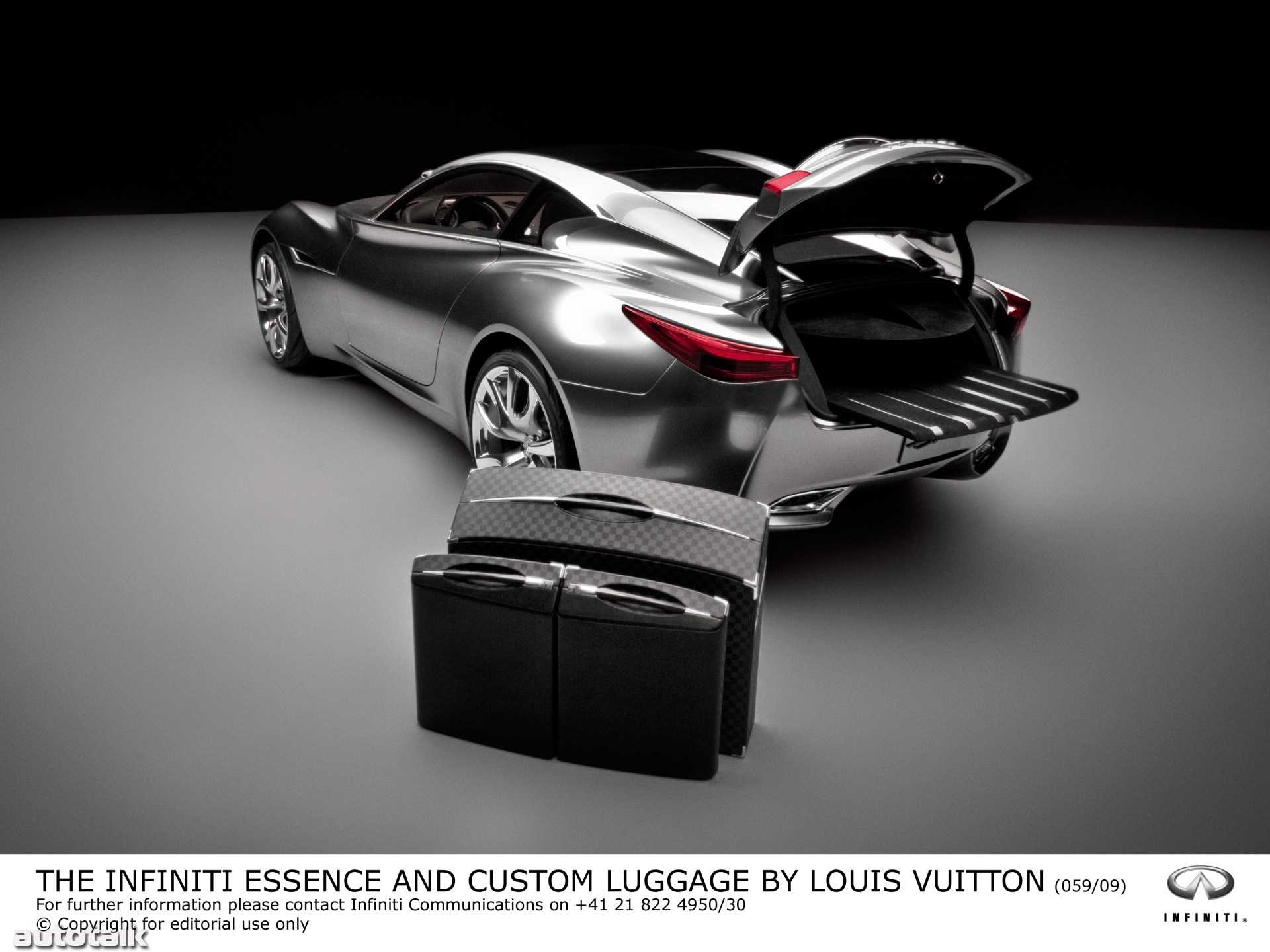 Infiniti Essence Concept