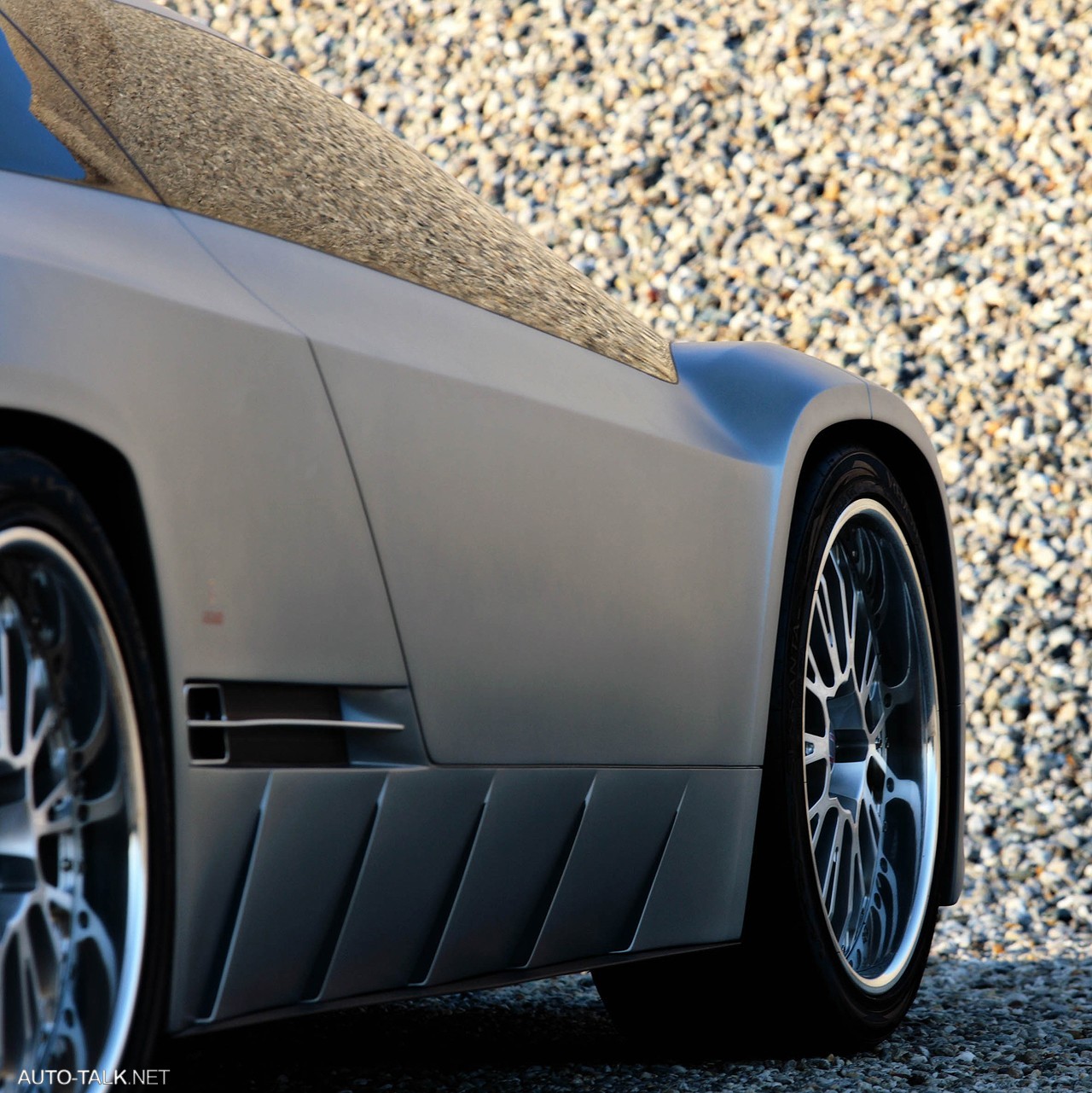 Italdesign Giugiaro Quaranta Concept