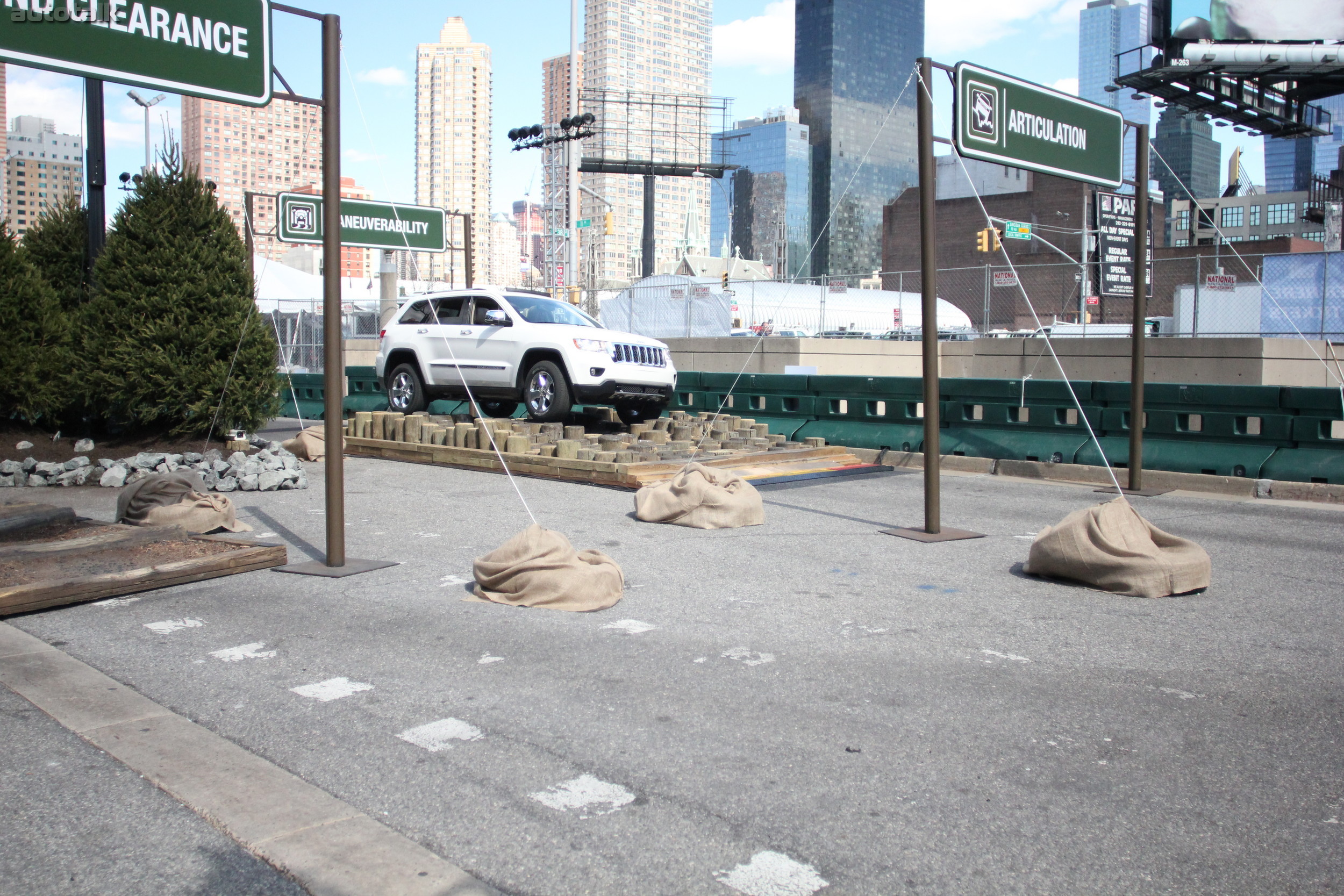 Jeep Experience NYIAS 2012