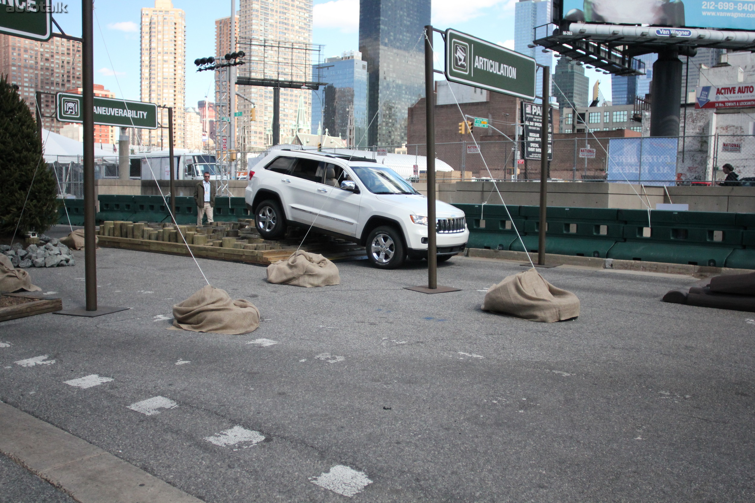 Jeep Experience NYIAS 2012