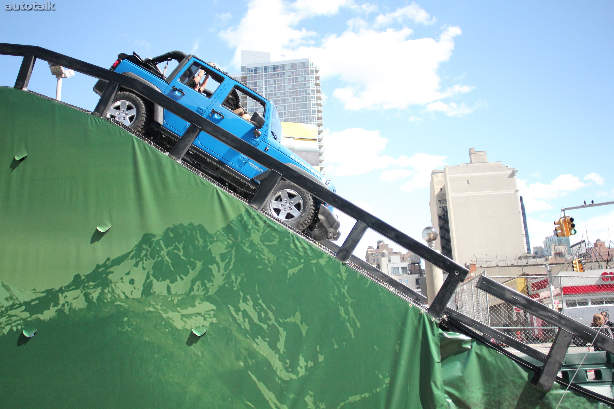 Jeep Experience NYIAS 2012