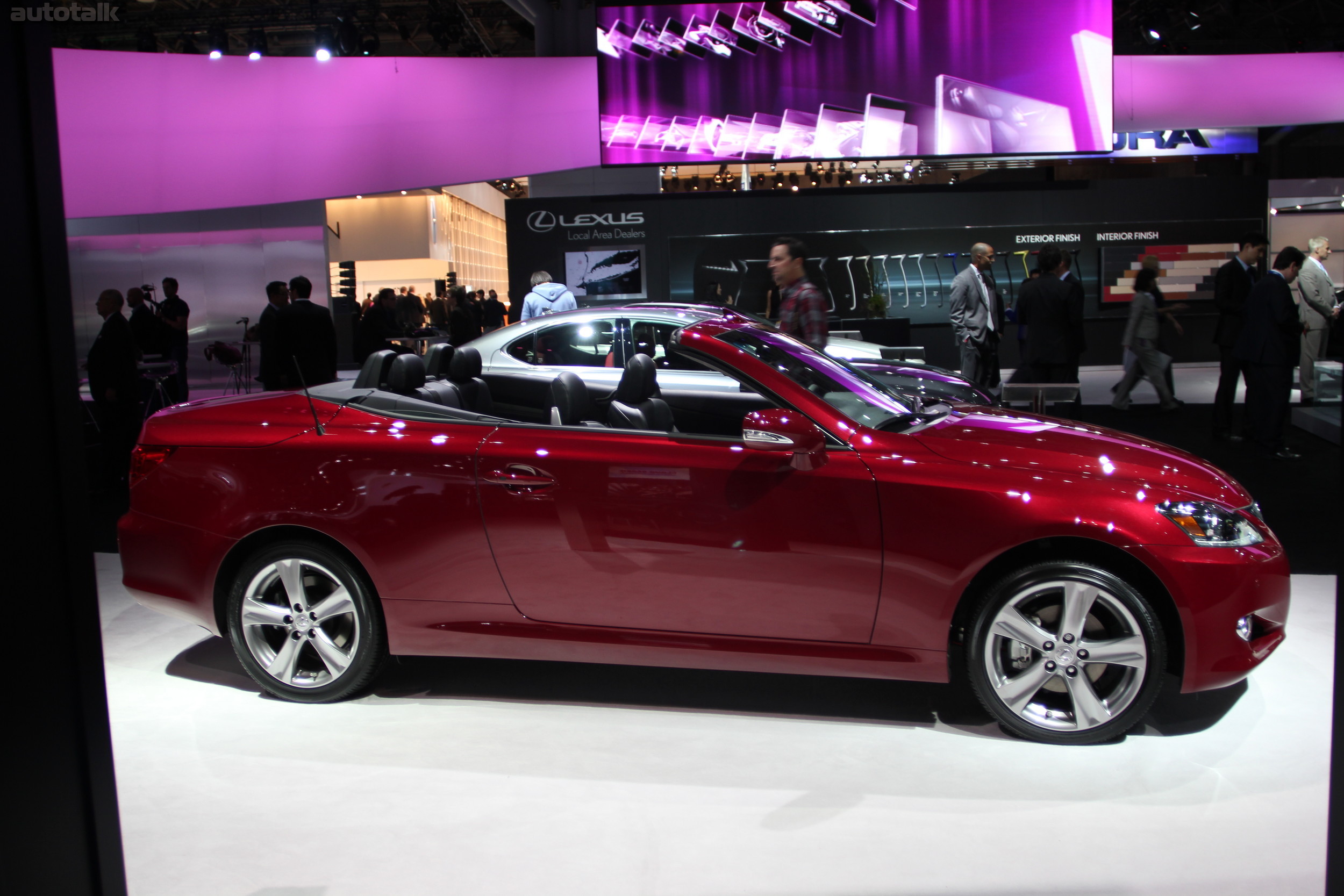 Lexus Booth 2012 NYIAS