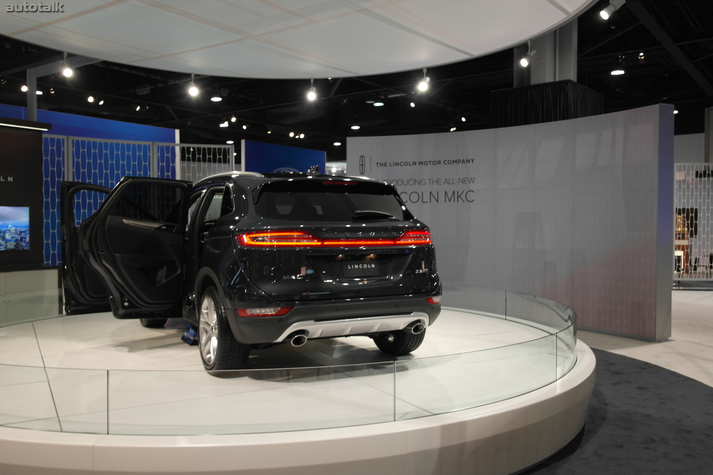 Lincoln at 2014 Atlanta Auto Show