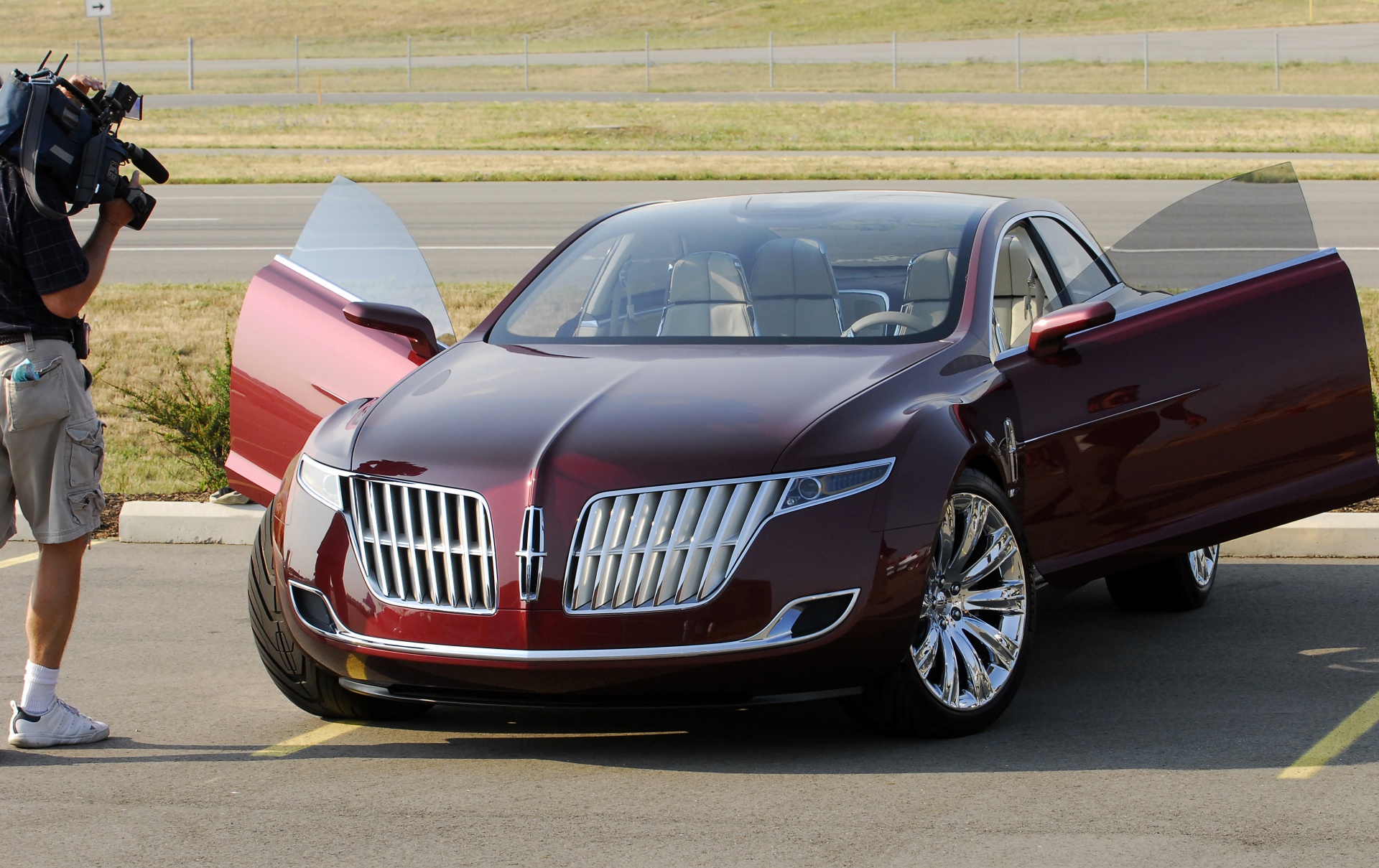 Lincoln MKR Concept