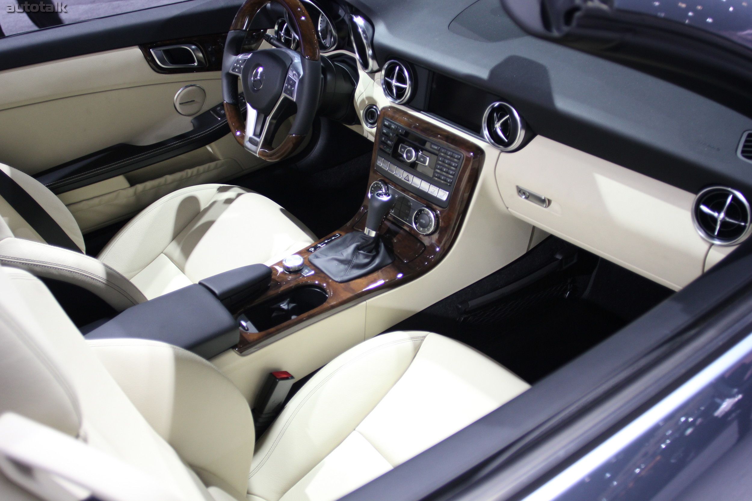 Mercedes-Benz Booth NYIAS 2012