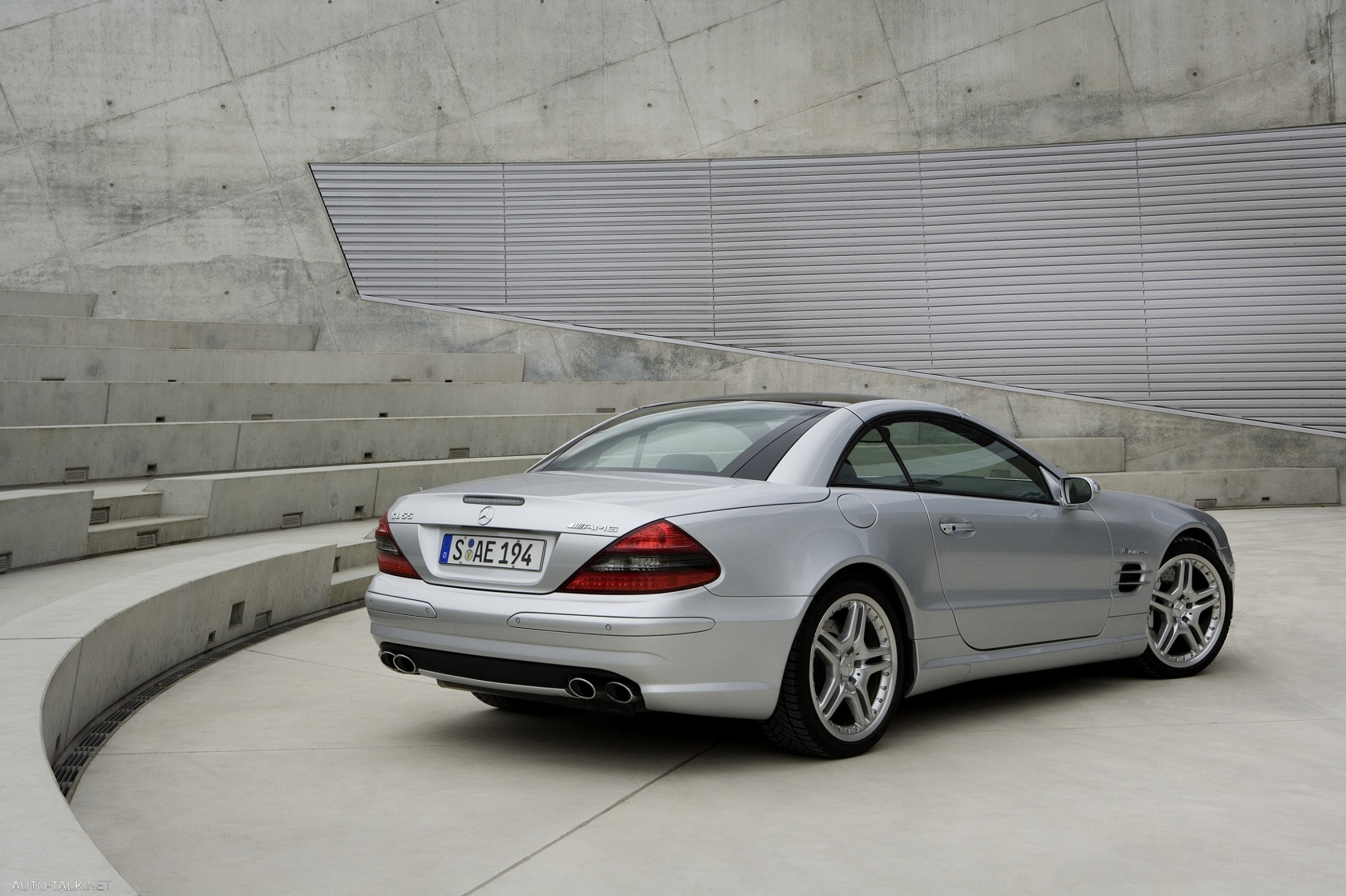 Mercedes-Benz SL55 AMG