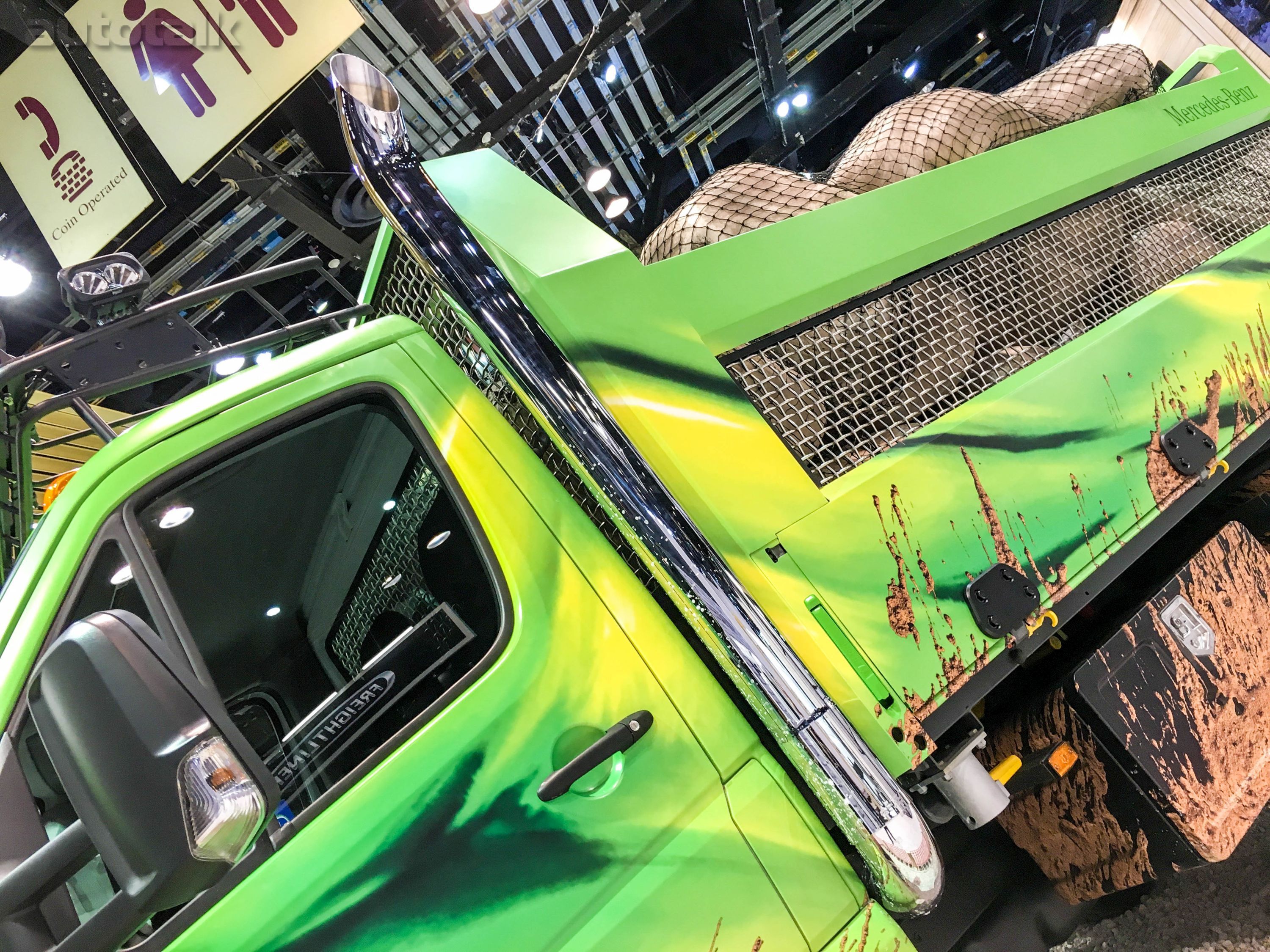 Mercedes-Benz Sprinter at 2016 Chicago Auto Show