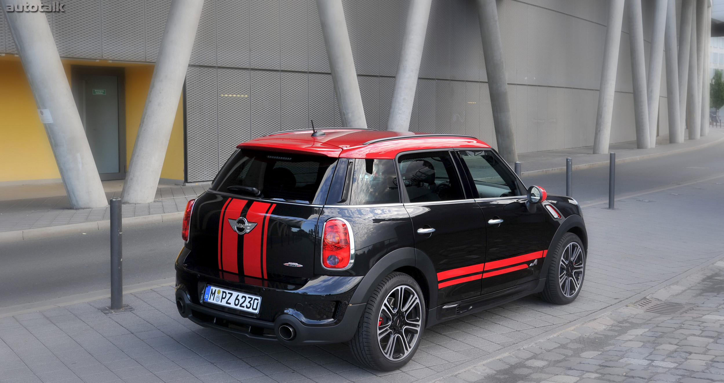 MINI John Cooper Works Countryman