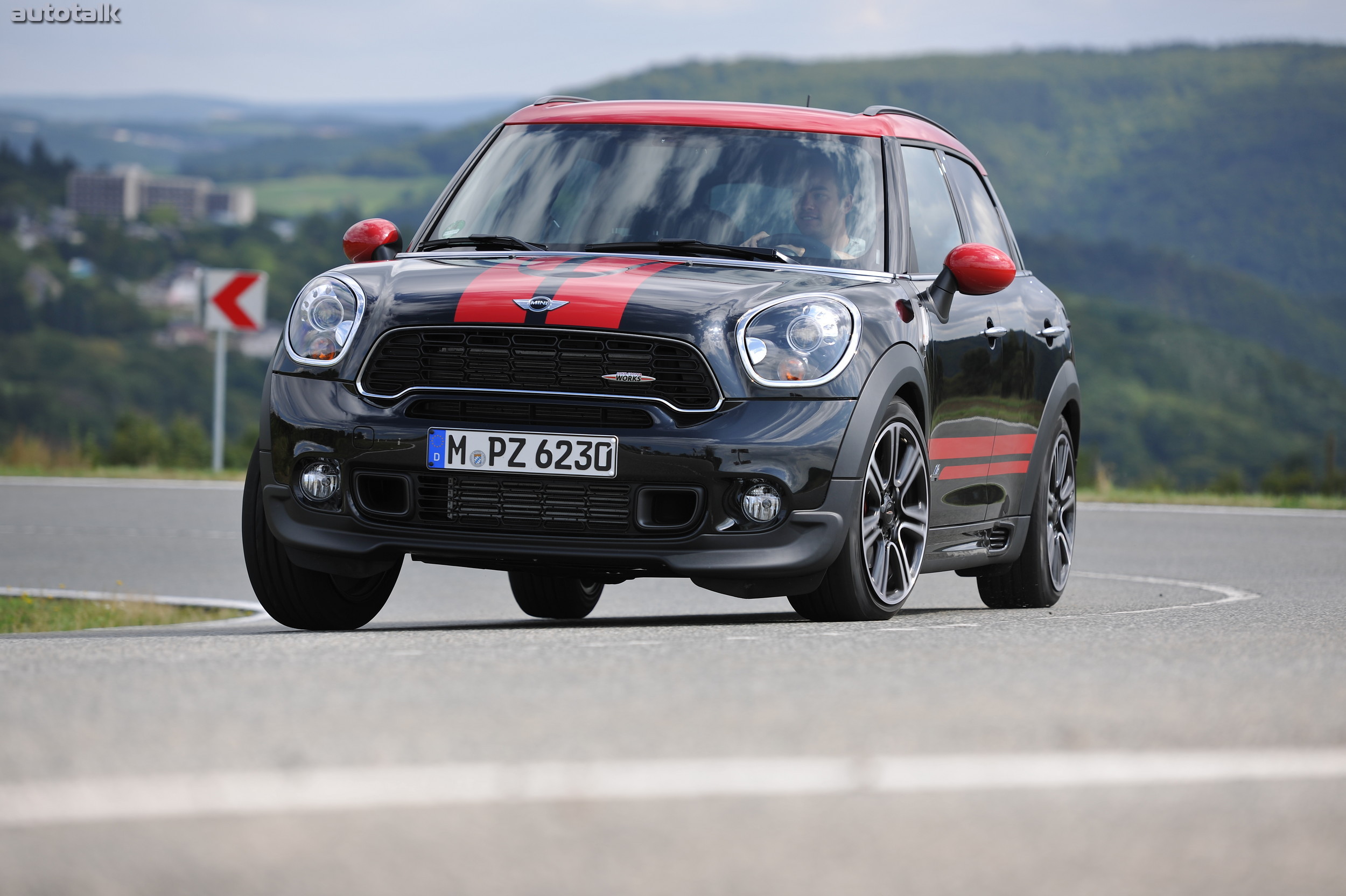 MINI John Cooper Works Countryman