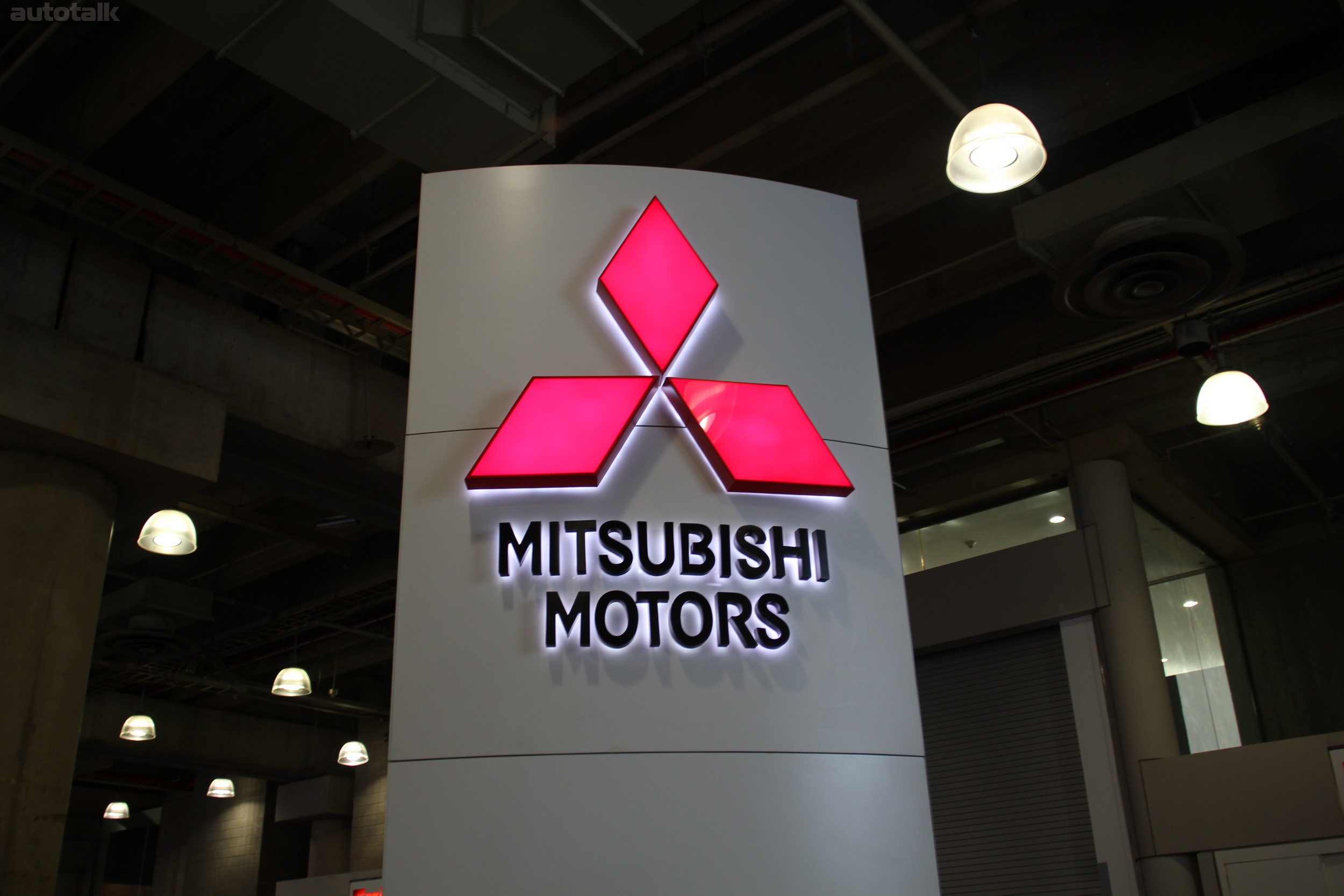 Mitsubishi Booth NYIAS 2012