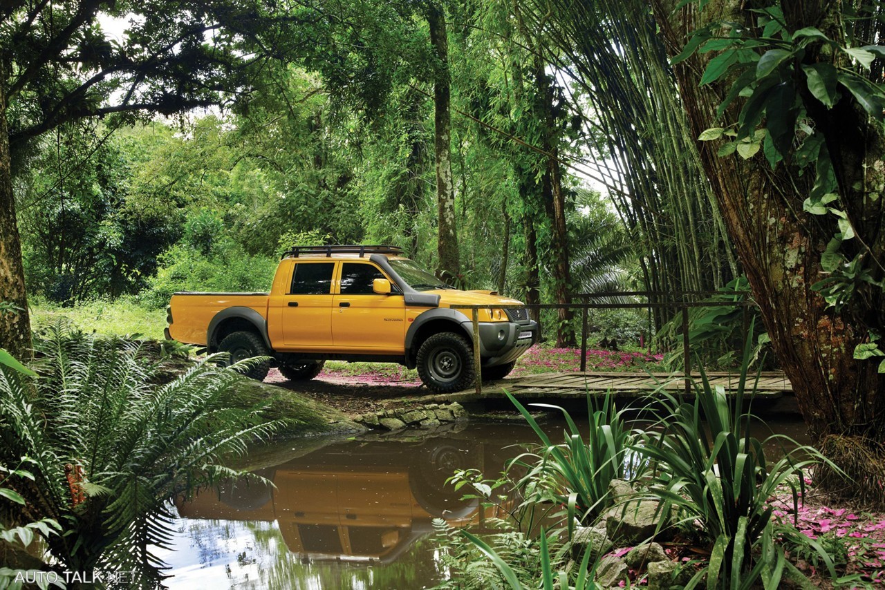 Mitsubishi L200 Savana