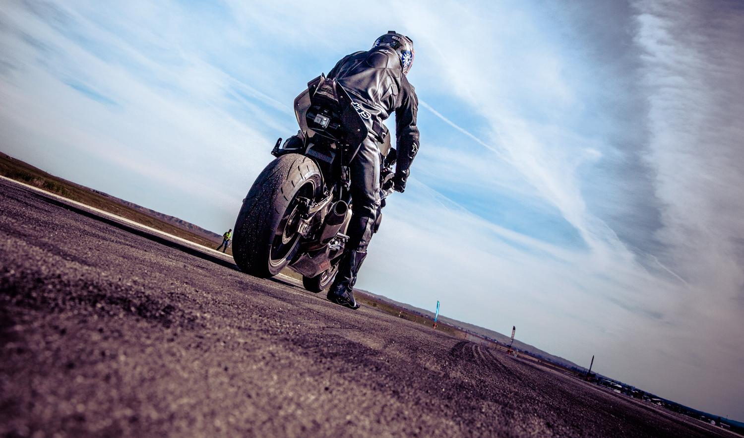 Motorcycles at 2016 Shift-S3ctor Coalinga