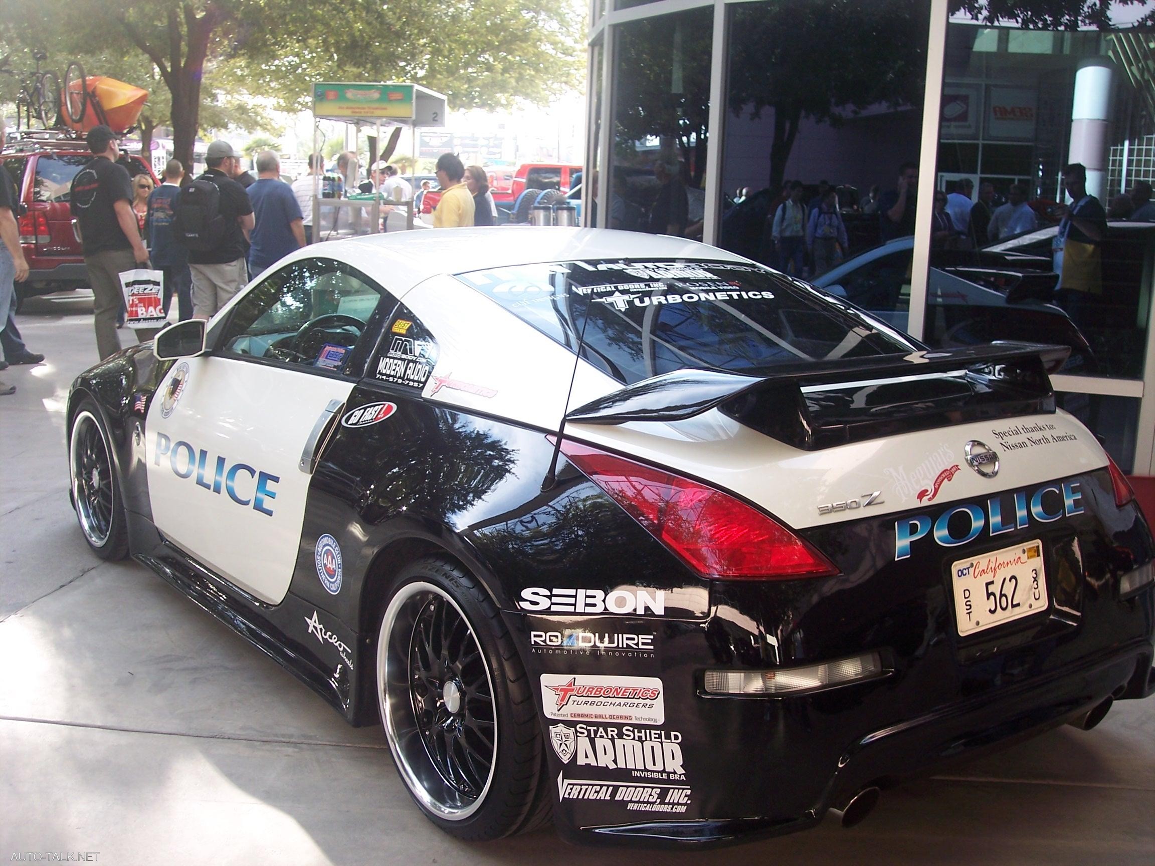 Nissan 350Z Police Car