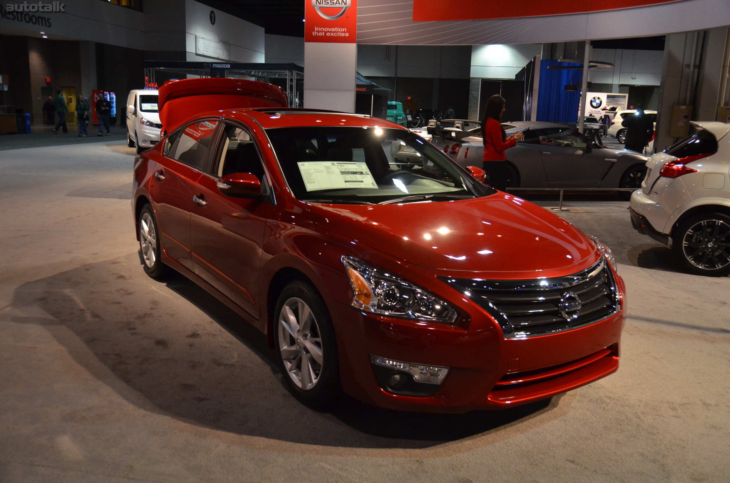 Nissan at 2014 Atlanta Auto Show