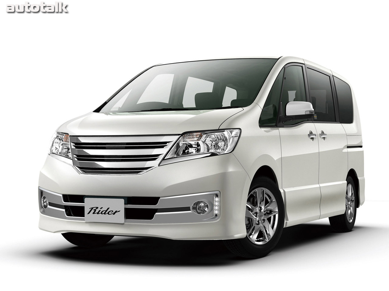 Nissan at the 2011 Tokyo Auto Salon