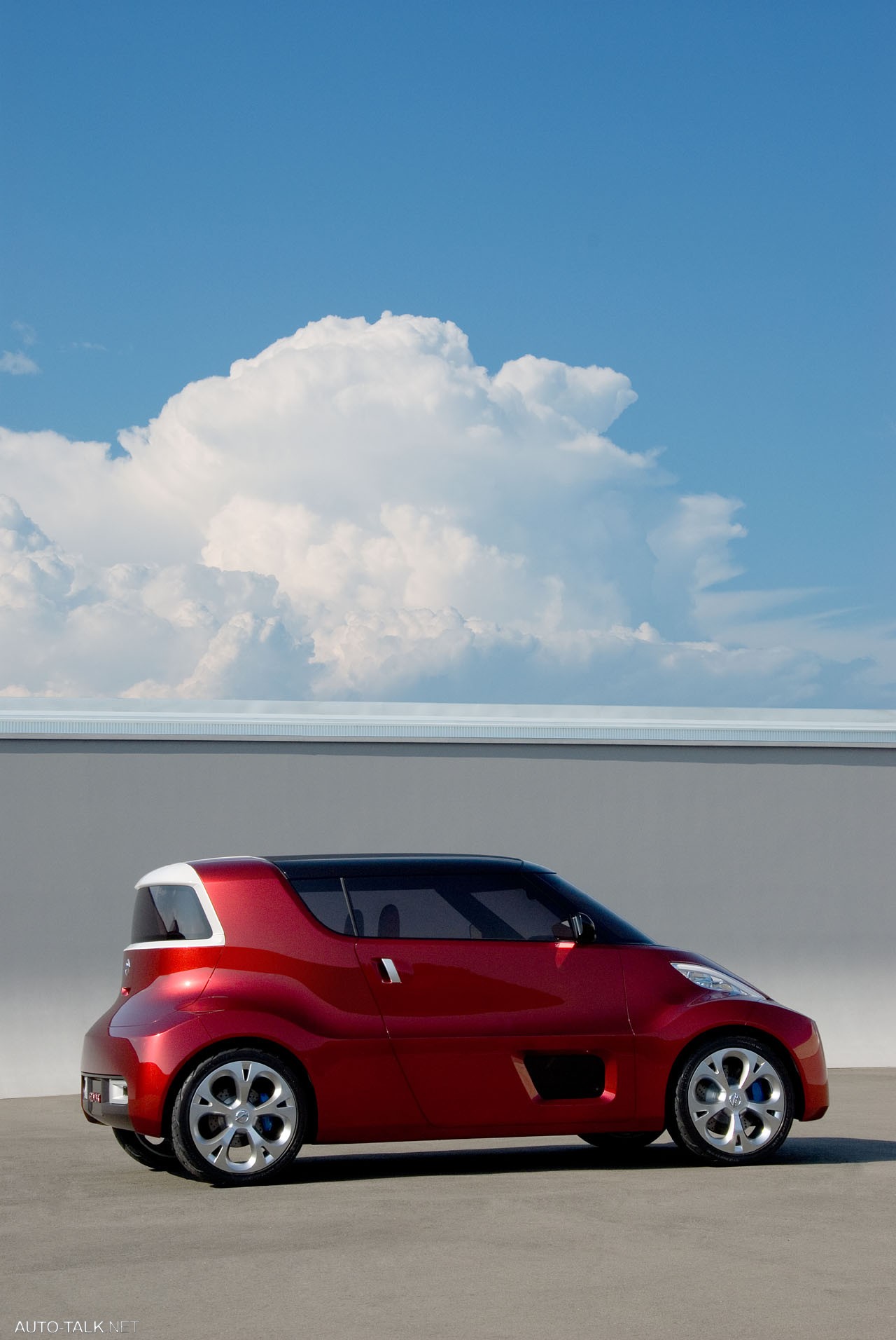 Nissan Round Box (R.D/B.X)