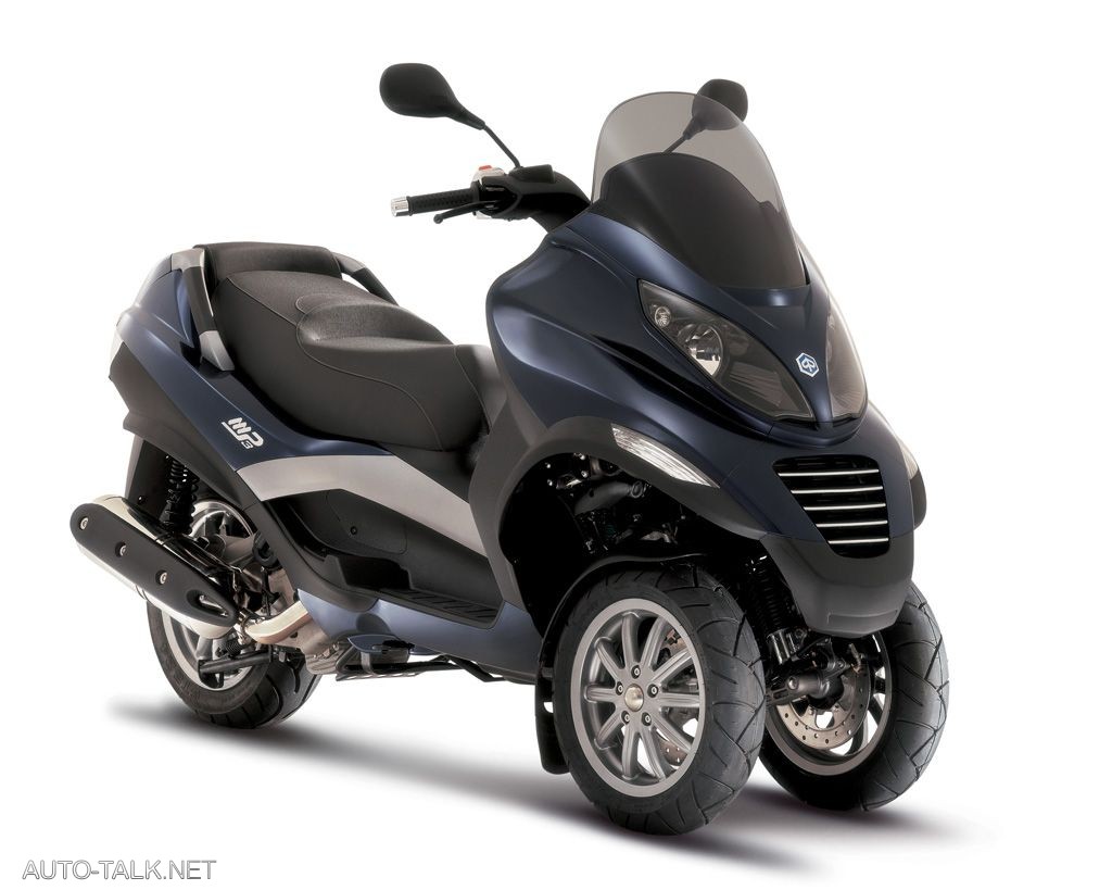 Piaggio MP3 400