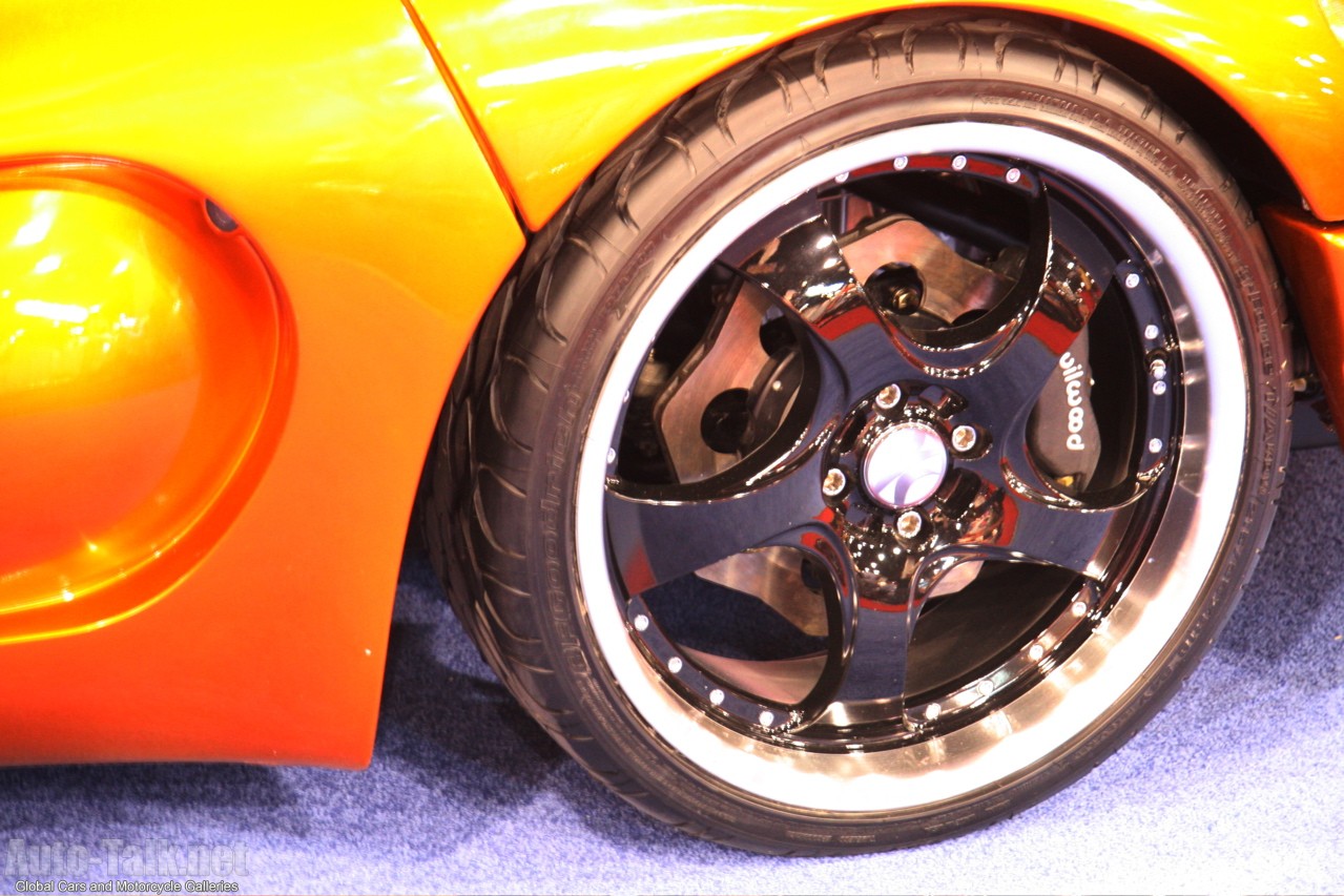 Pictures from 2006 Sema Auto Show