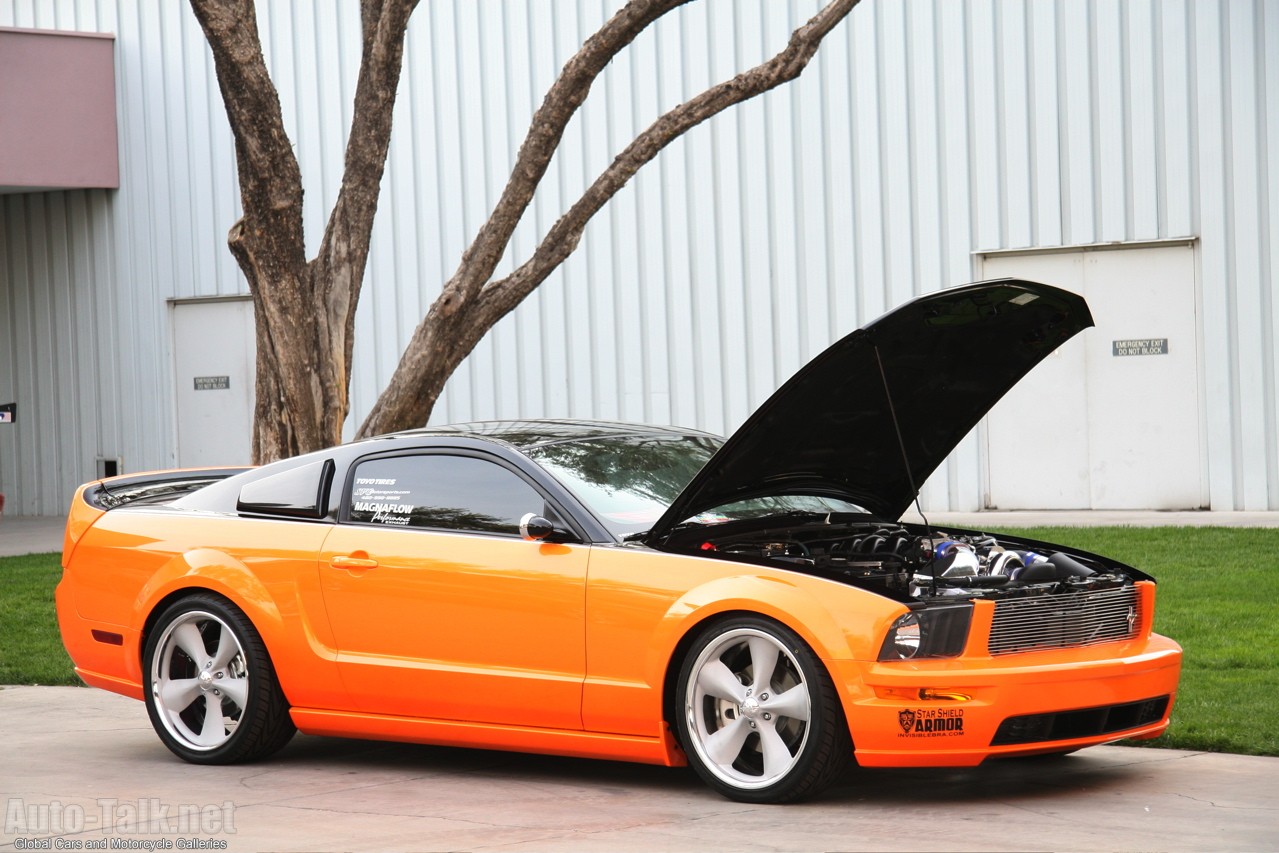 Pictures from 2006 Sema Auto Show