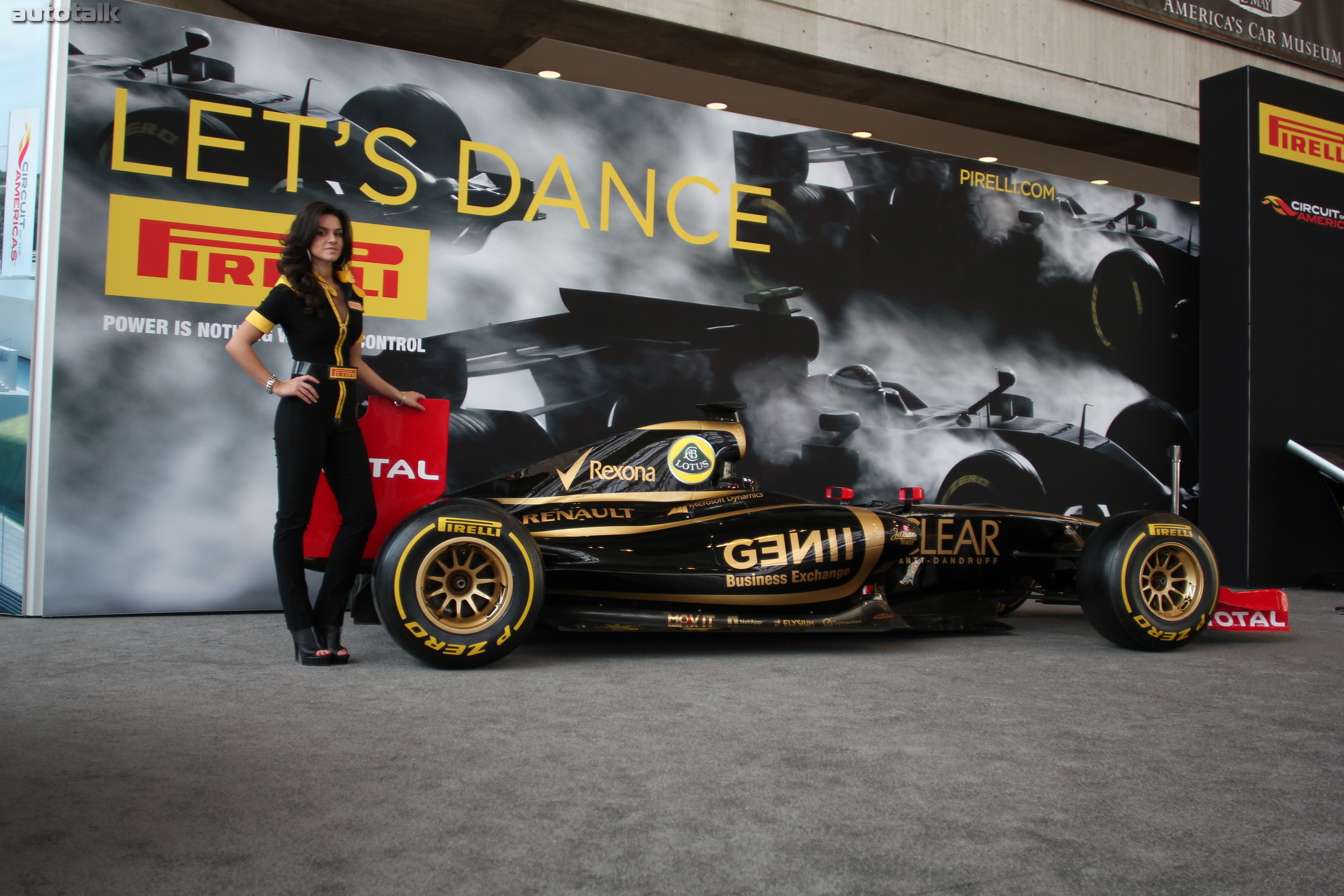 Pirelli Booth NYIAS 2012