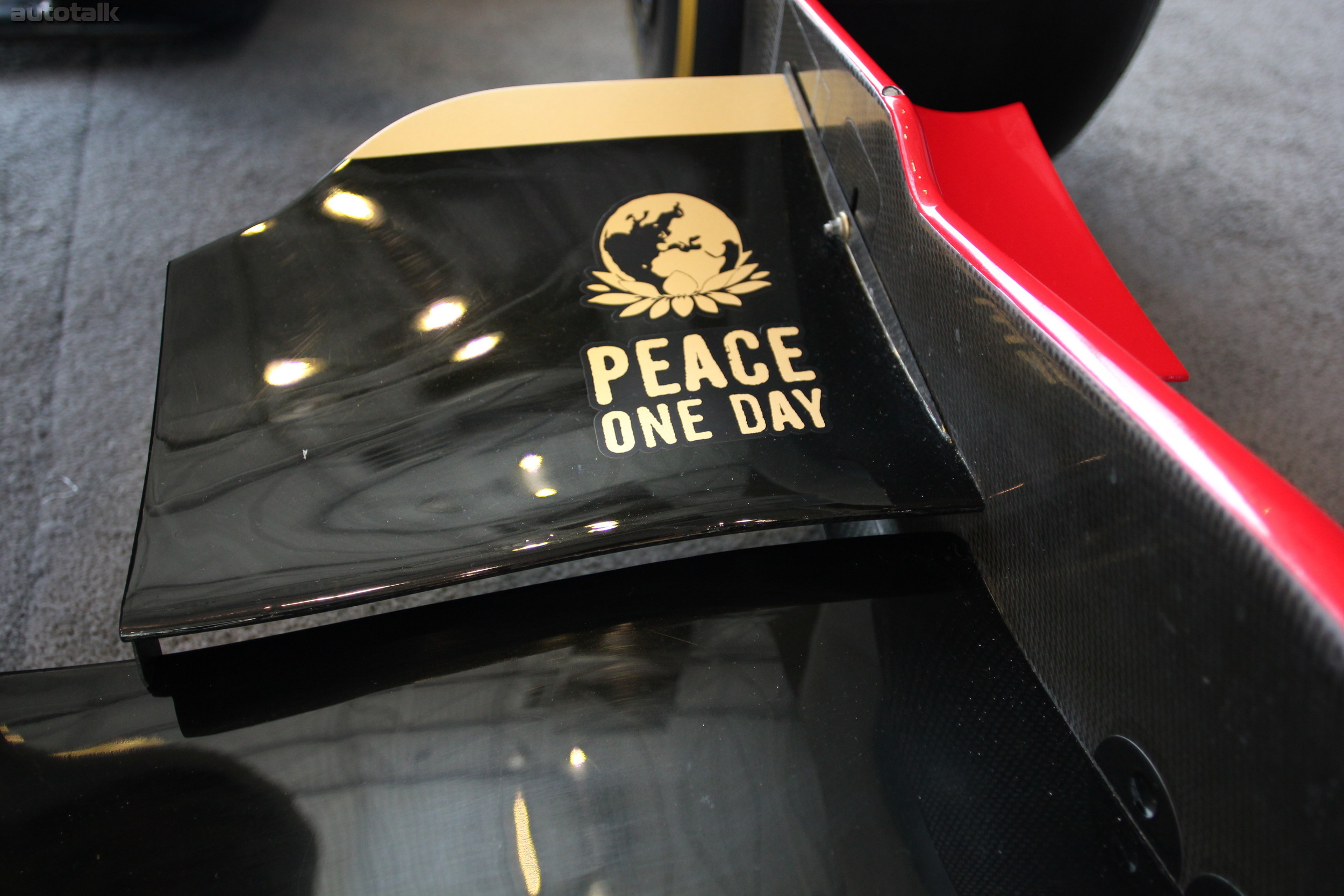 Pirelli Booth NYIAS 2012