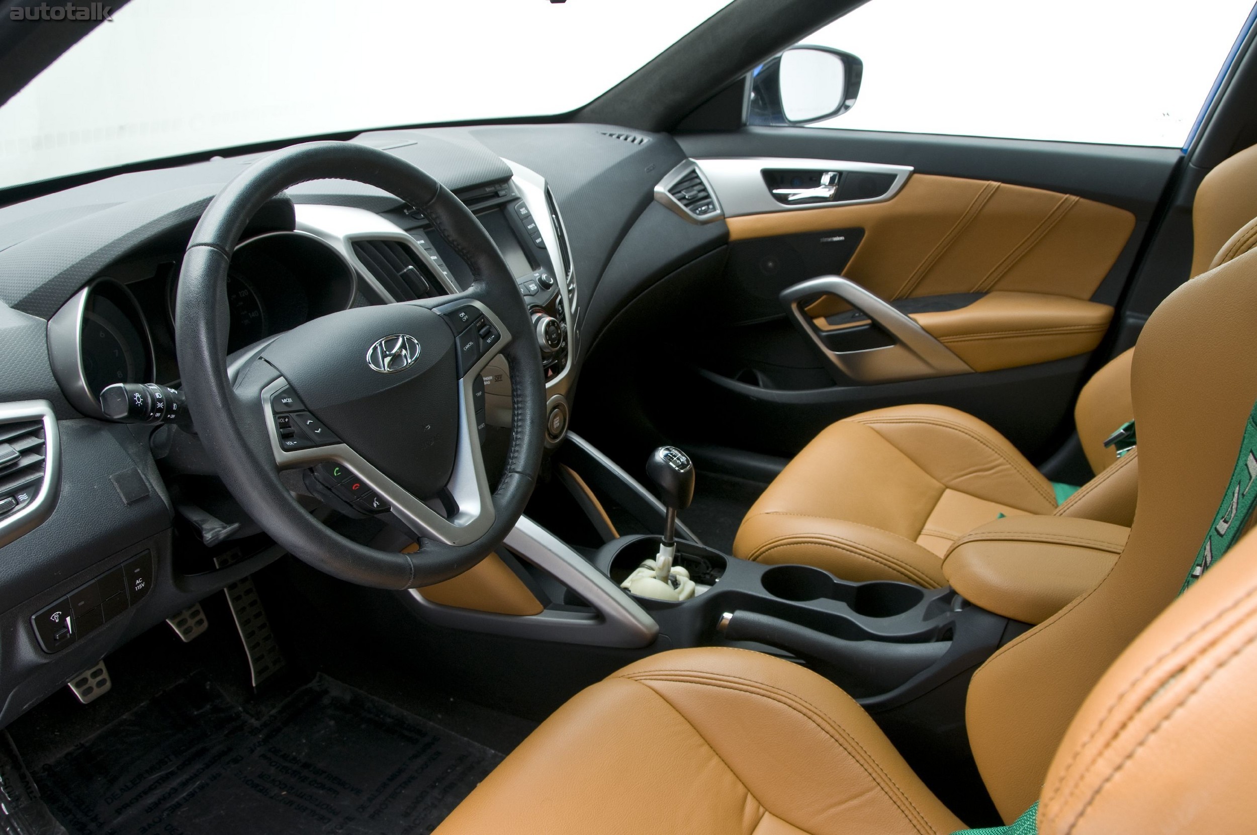 PM Lifestyle Veloster