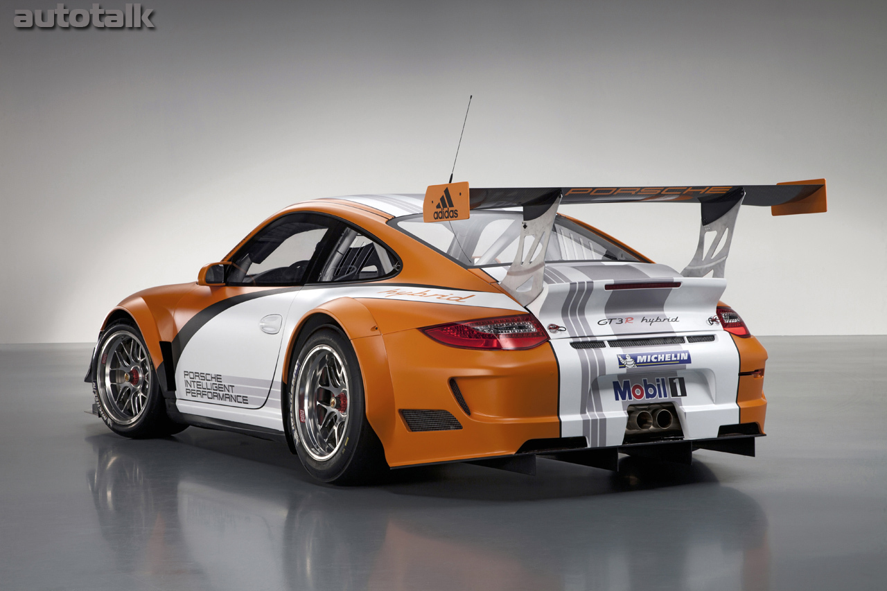 Porsche 911 GT3 R Hybrid 2.0