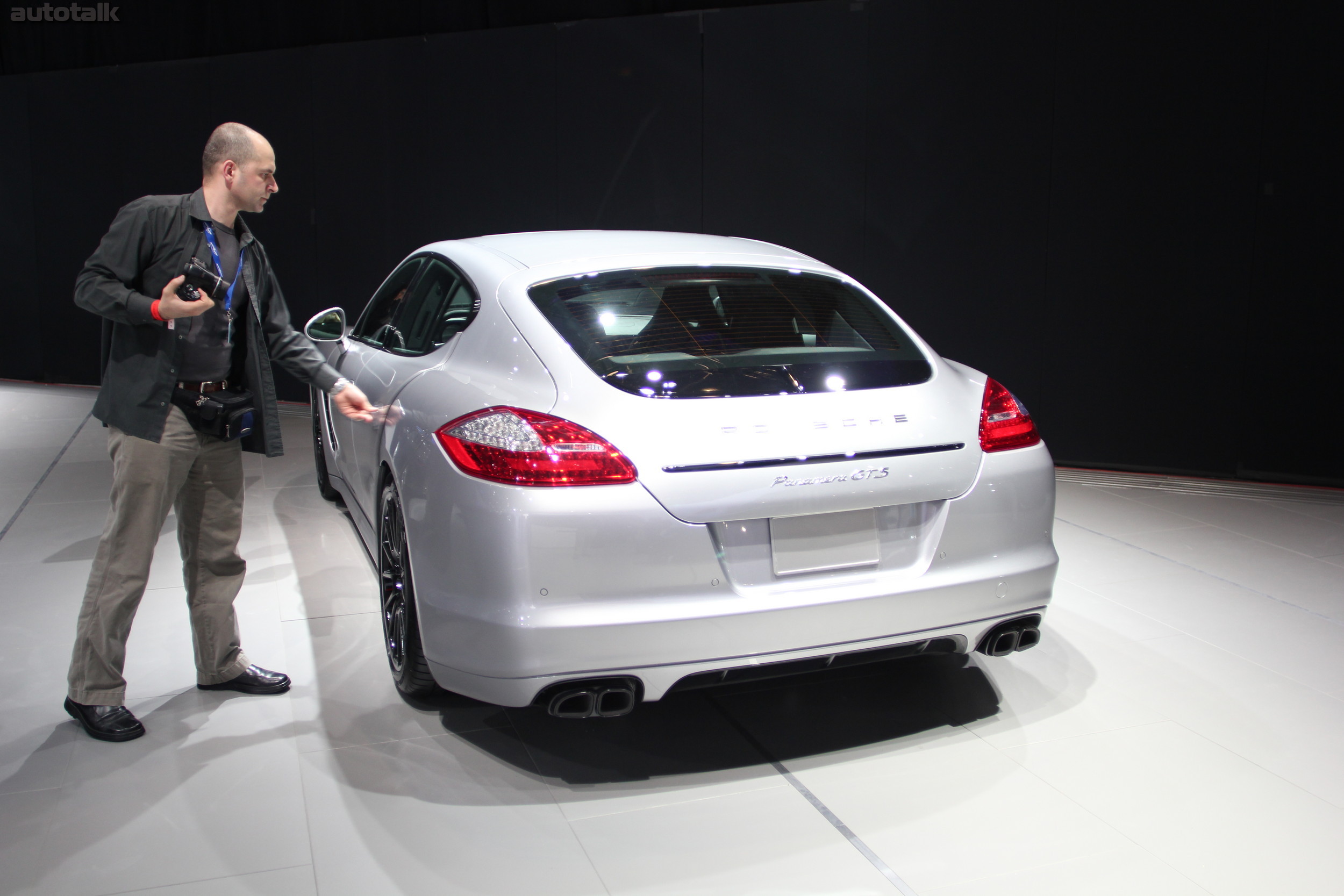 Porsche Booth NYIAS 2012
