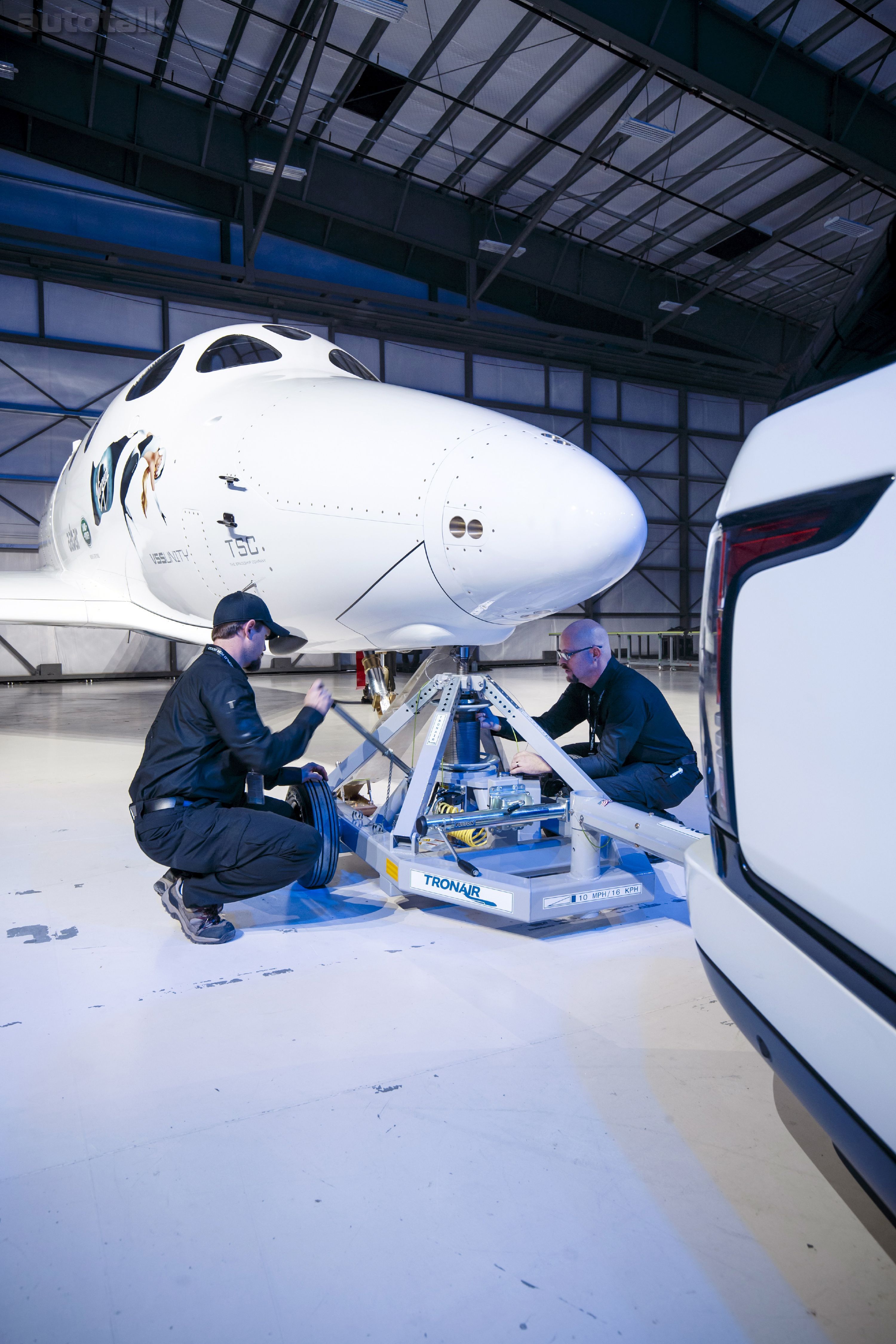 Range Rover Reveals New Virgin Galactic Space Ship 2