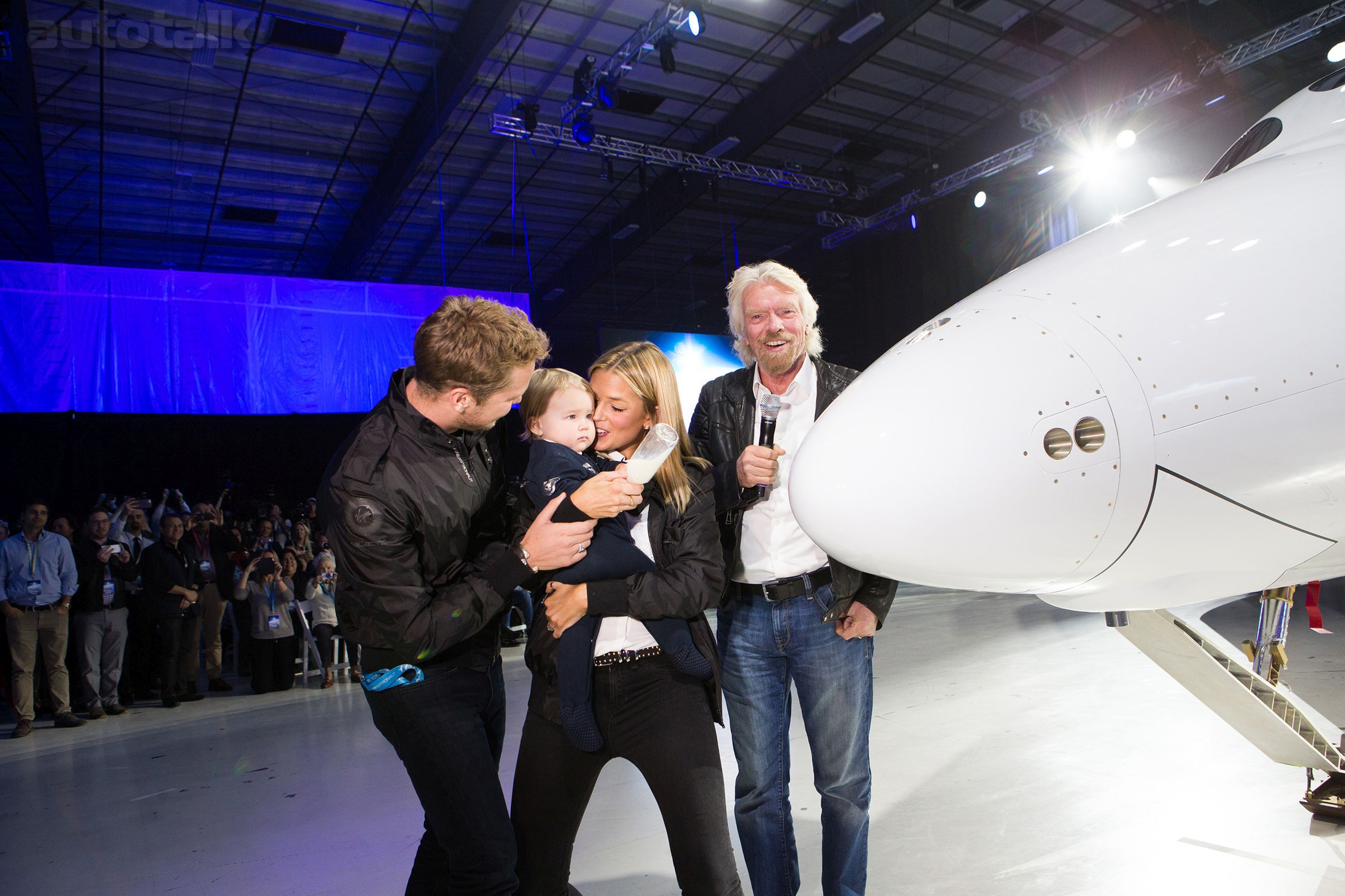 Range Rover Reveals New Virgin Galactic Space Ship 2