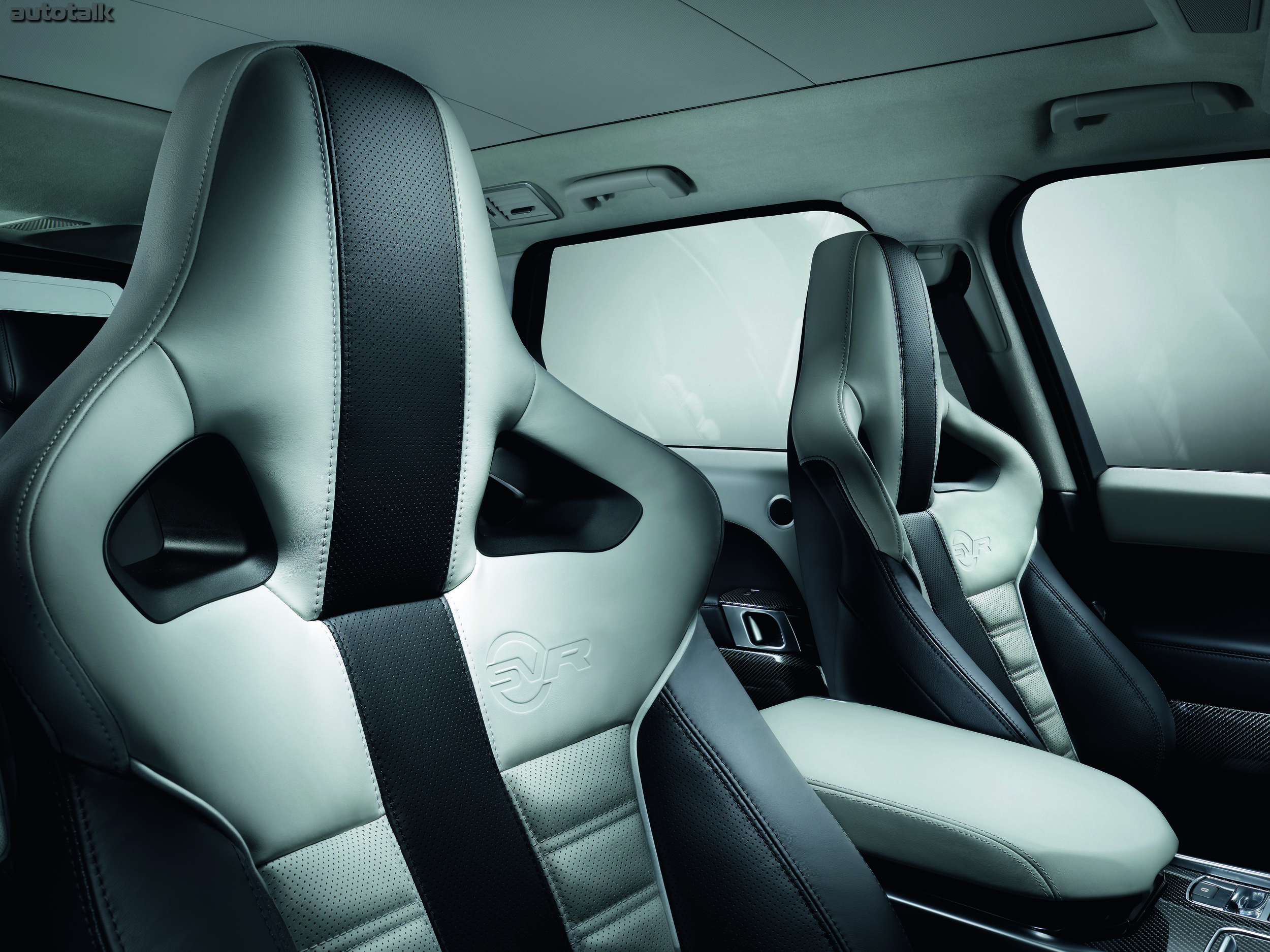 Range Rover Sport SVR