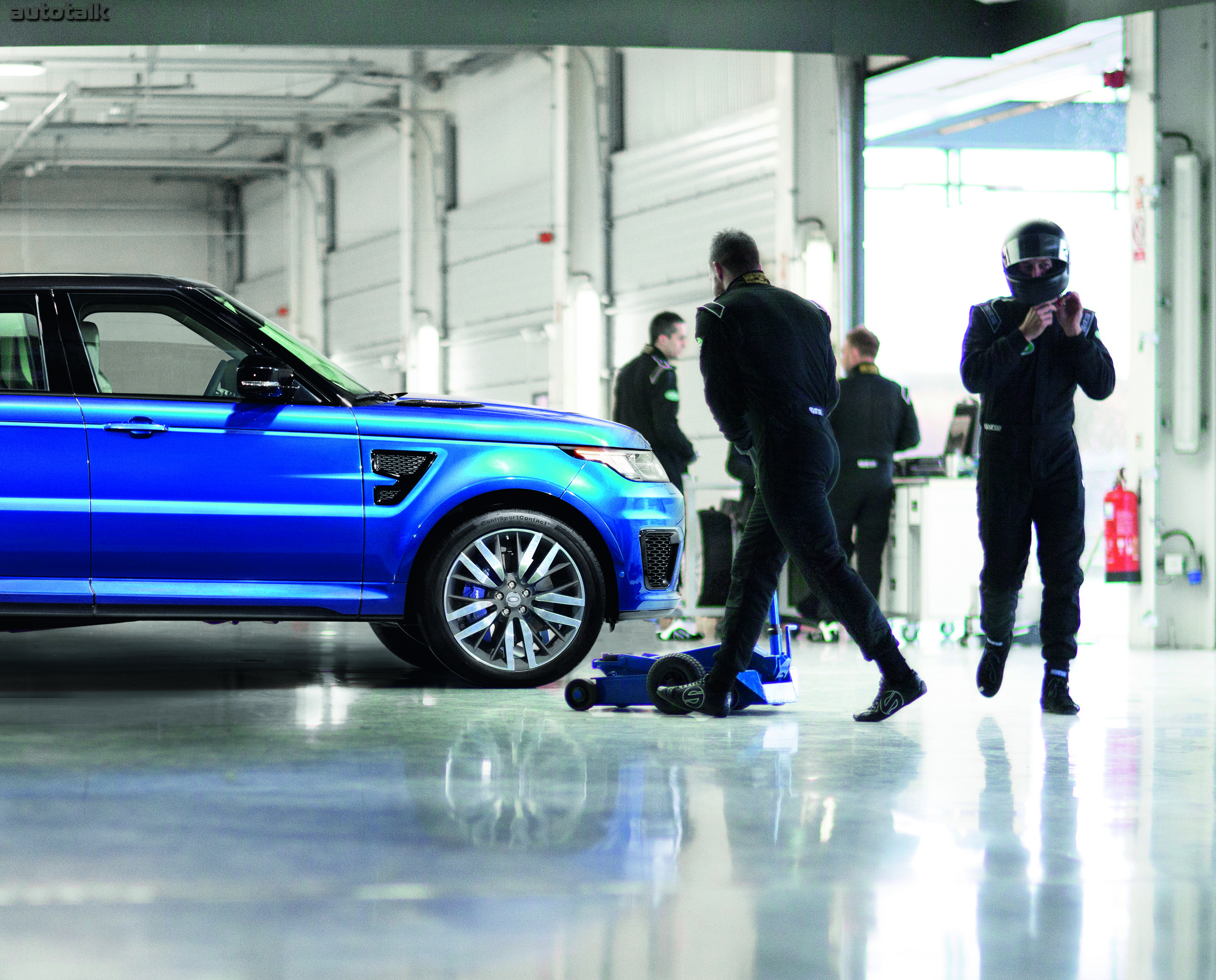 Range Rover Sport SVR