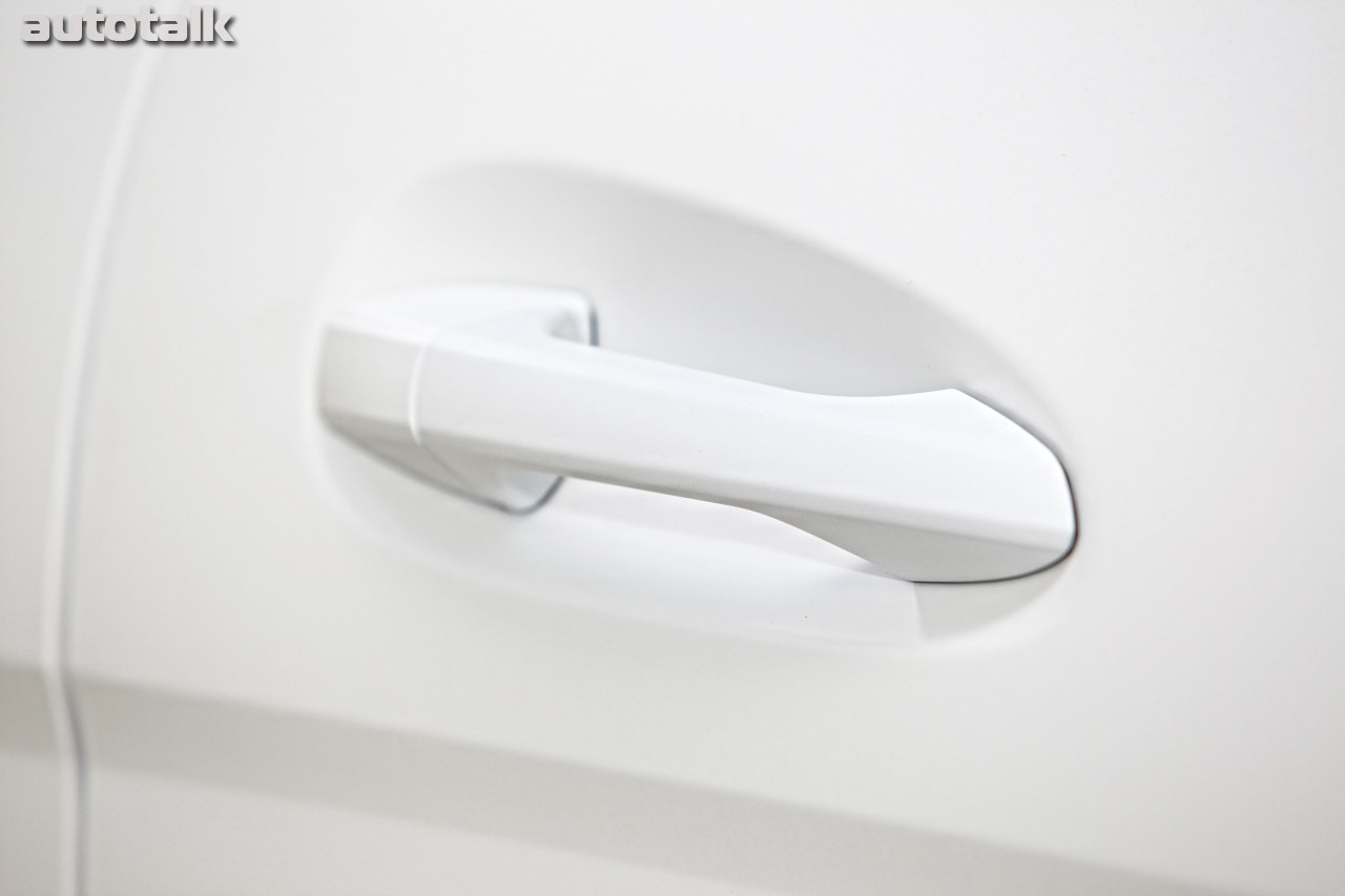 Romeo Ferraris Mercedes-Benz C63 AMG WhiteStorm