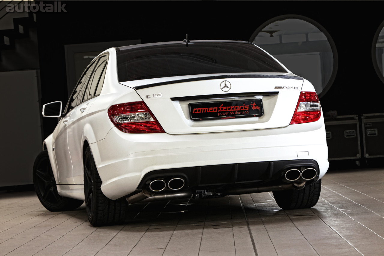 Romeo Ferraris Mercedes-Benz C63 AMG WhiteStorm