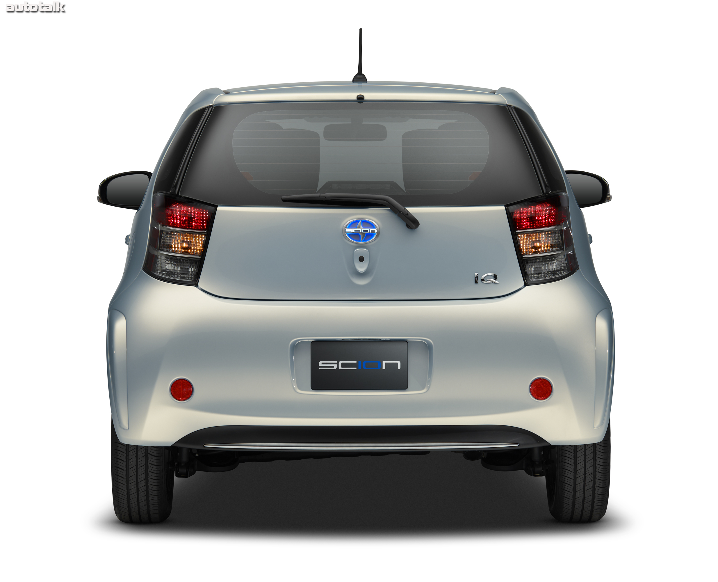 Scion iQ 10 Series